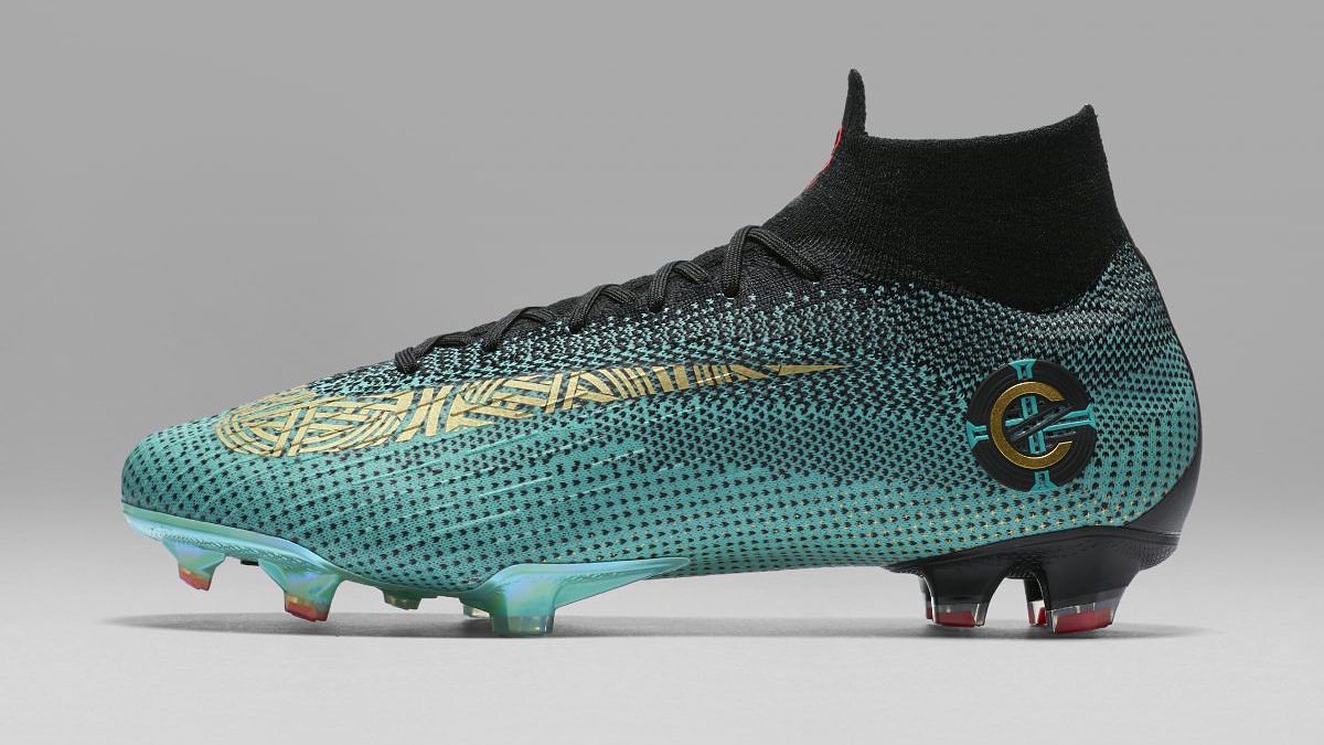 Las Nike doradas de CR7 ideales Blog Futbol Factory