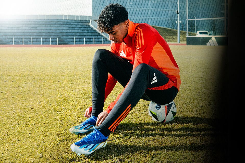 Lamine Yamal, con adidas: ¿Qué ha cambiado aparte de sus botas? - Fútbol Factory