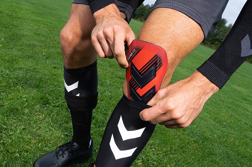 Cómo elegir unas espinilleras correctamente: guía práctica para futbolistas - Fútbol Factory