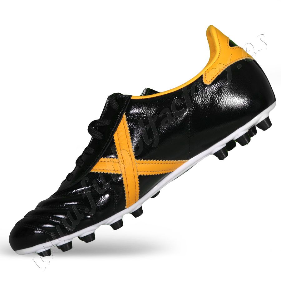 Botas de fútbol Mundial Lux U25 Negro naranja - Fútbol Factory