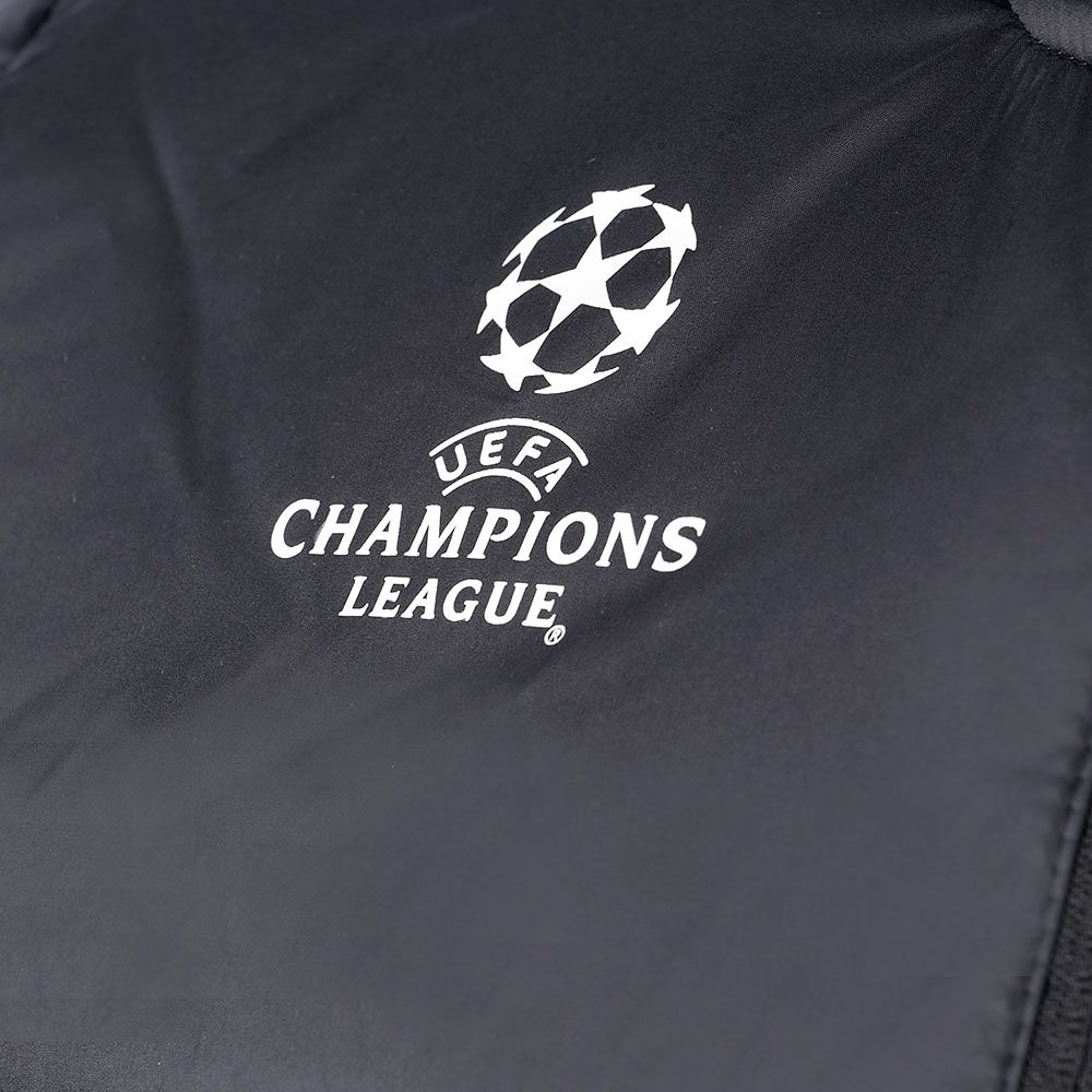 Abrigo Real Madrid 2016/2017 UCL Negro - Fútbol Factory