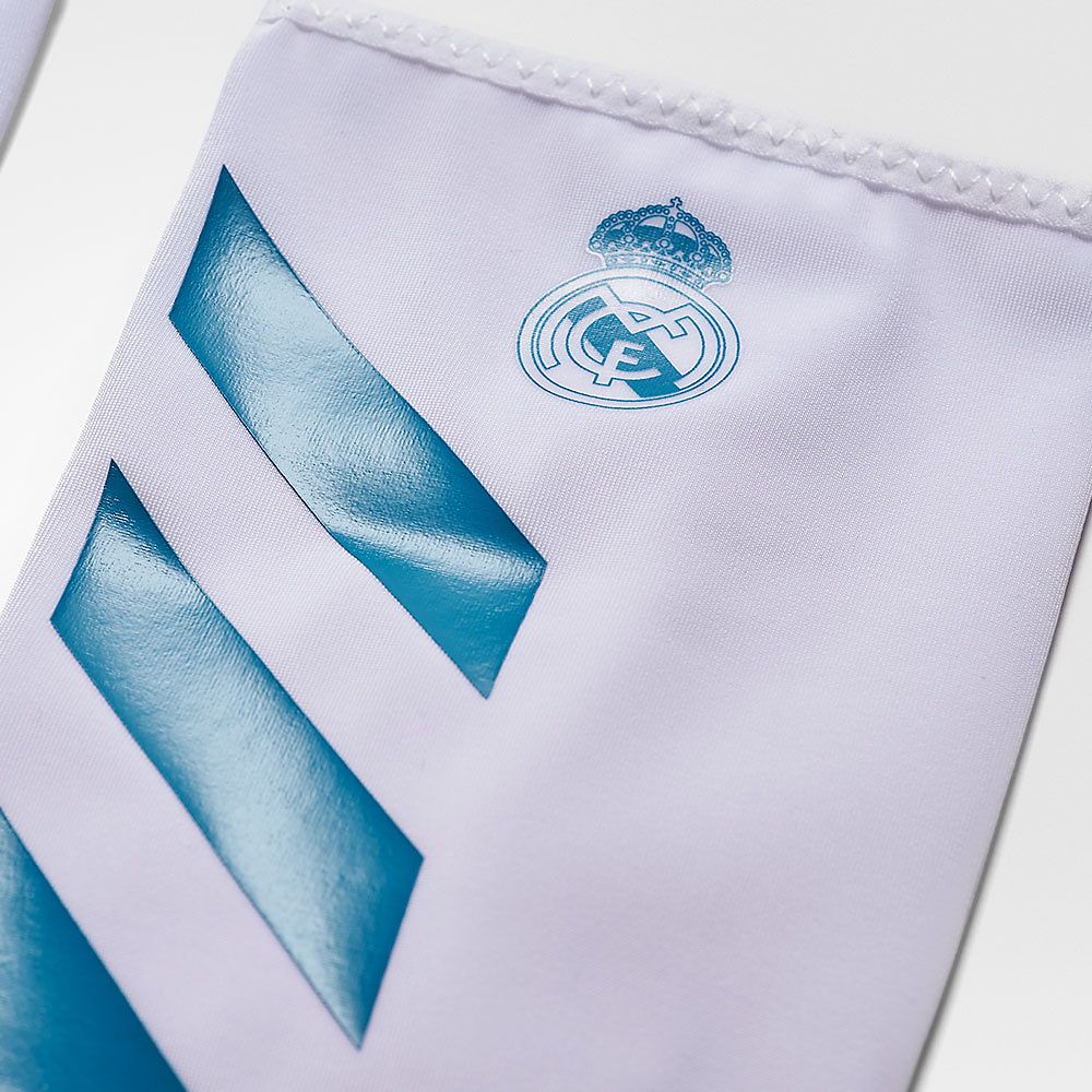 Espinilleras Real Madrid Pro Lite 2017/2018 Blanco Espinilleras Real Madrid Pro Lite 2017/2018 Blanco - Fútbol Factory