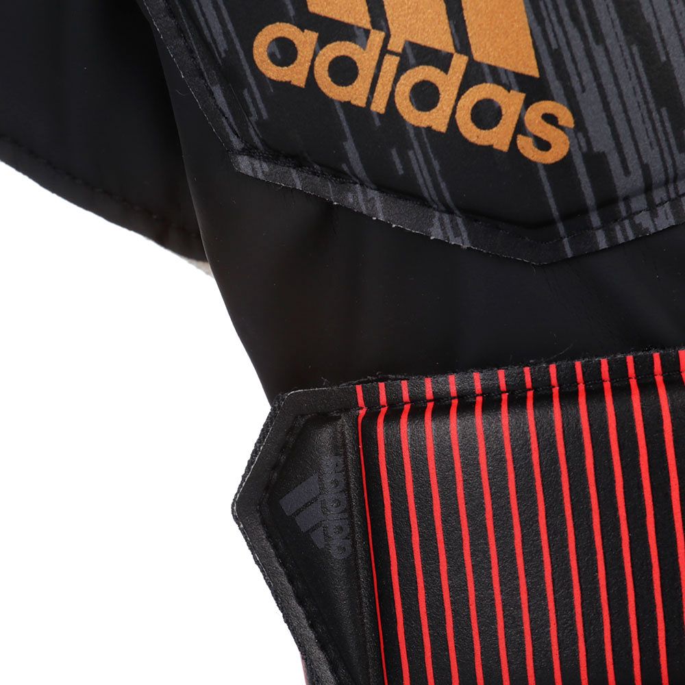 Guantes Predator 18 Fingersave Junior Negro - Fútbol Factory