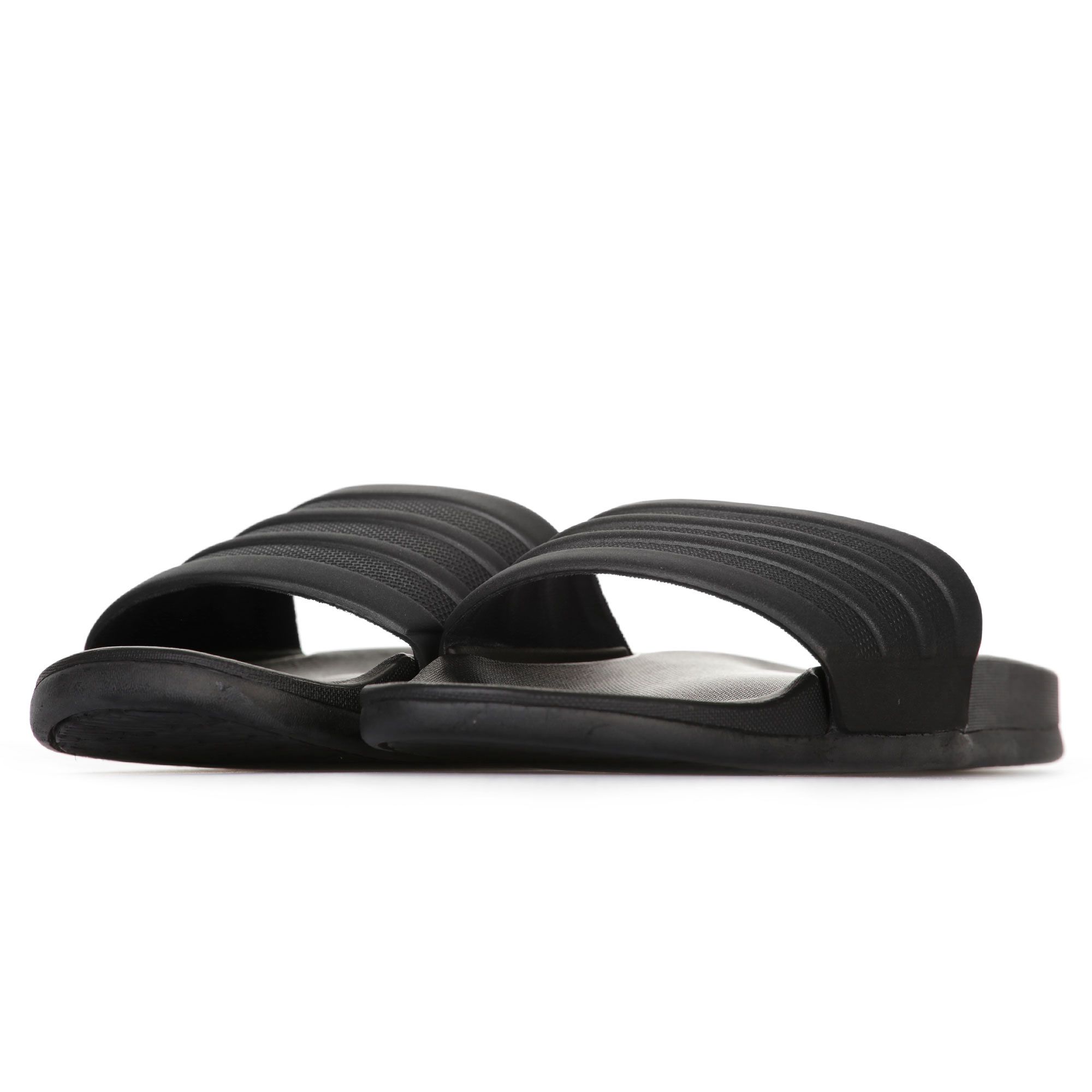 Chanclas Adilette Cloudfoam Plus Negro - Fútbol Factory