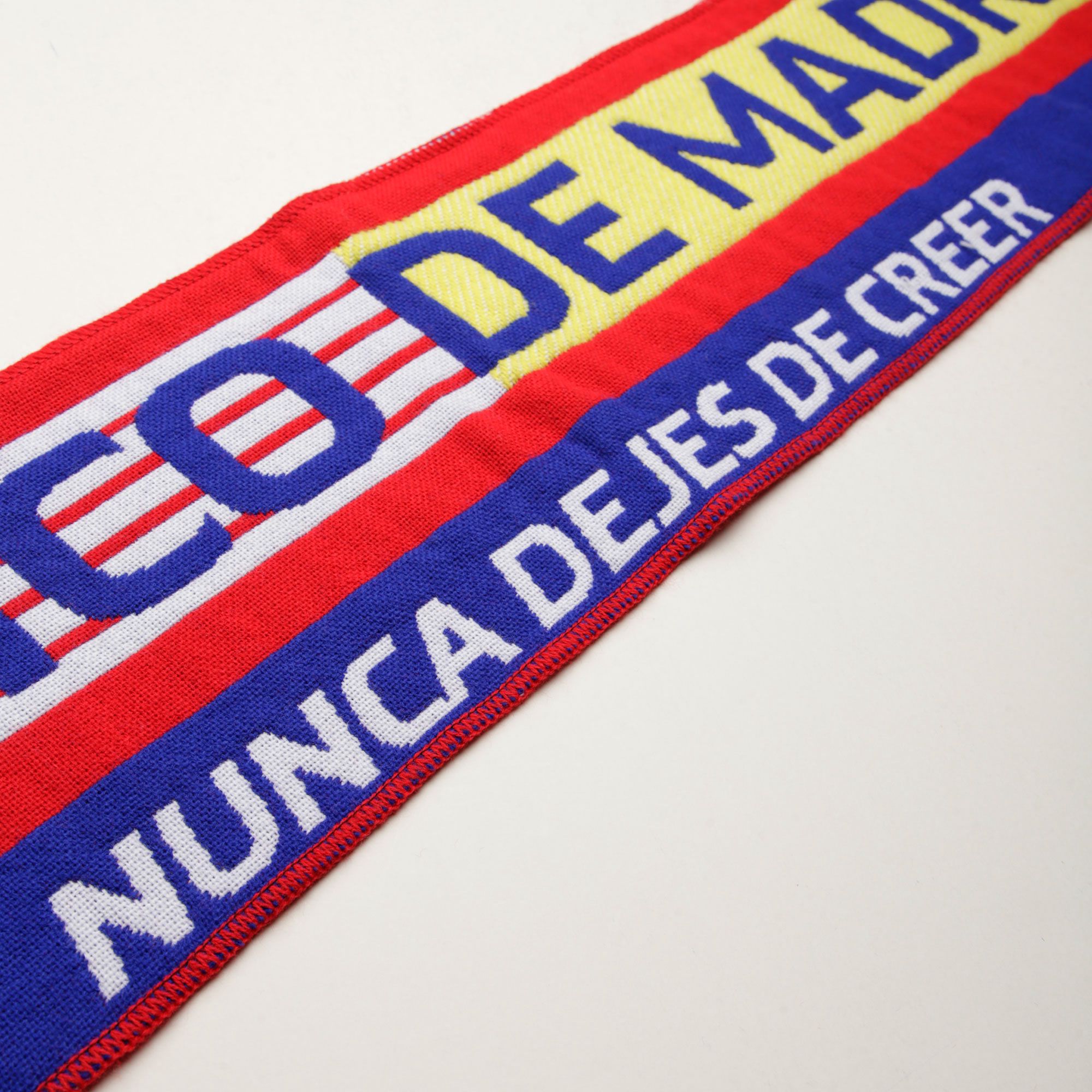Bufanda Oficial Atlético de Madrid Rojo Blanco - Fútbol Factory