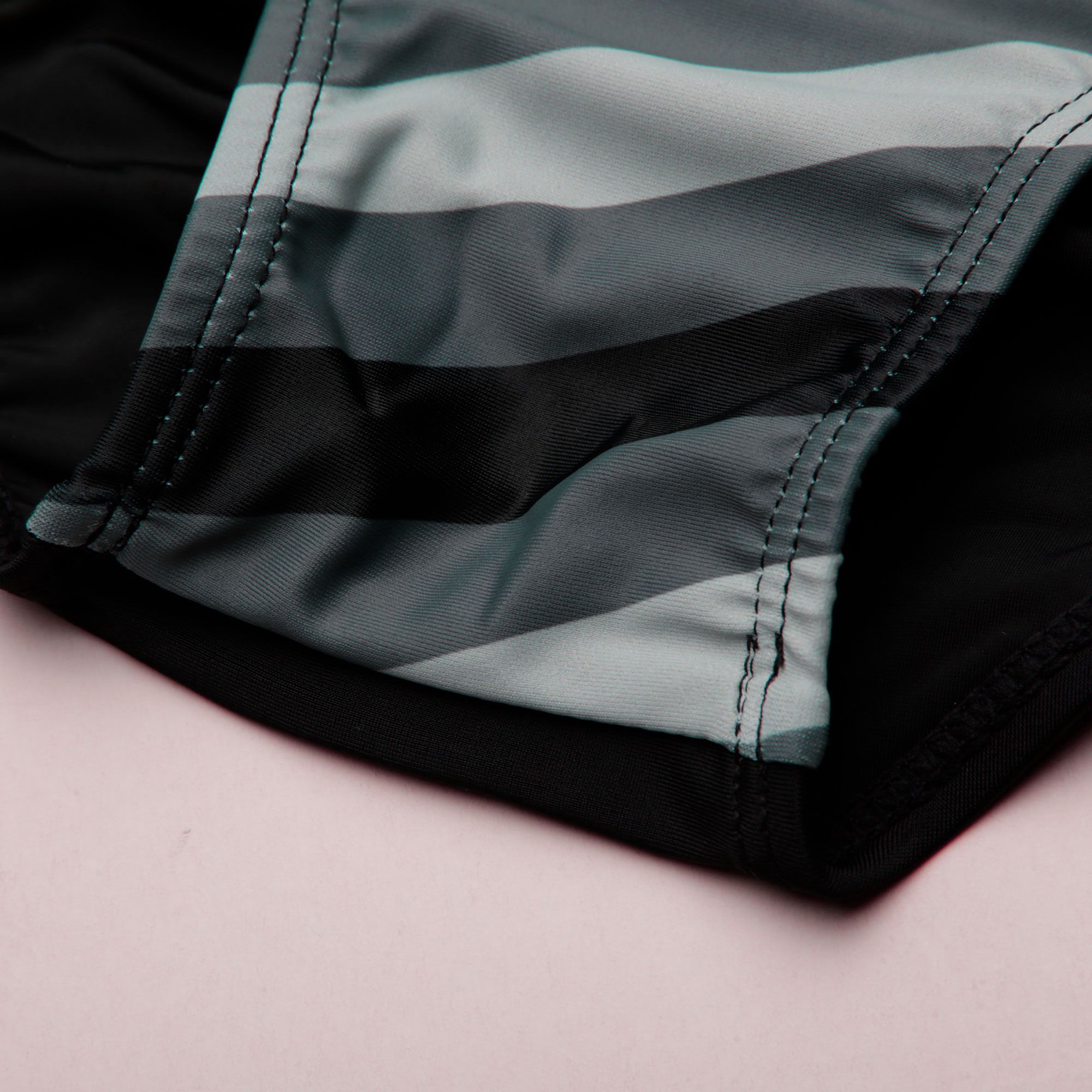 Bañador de Competición Shark Slip Negro - Fútbol Factory