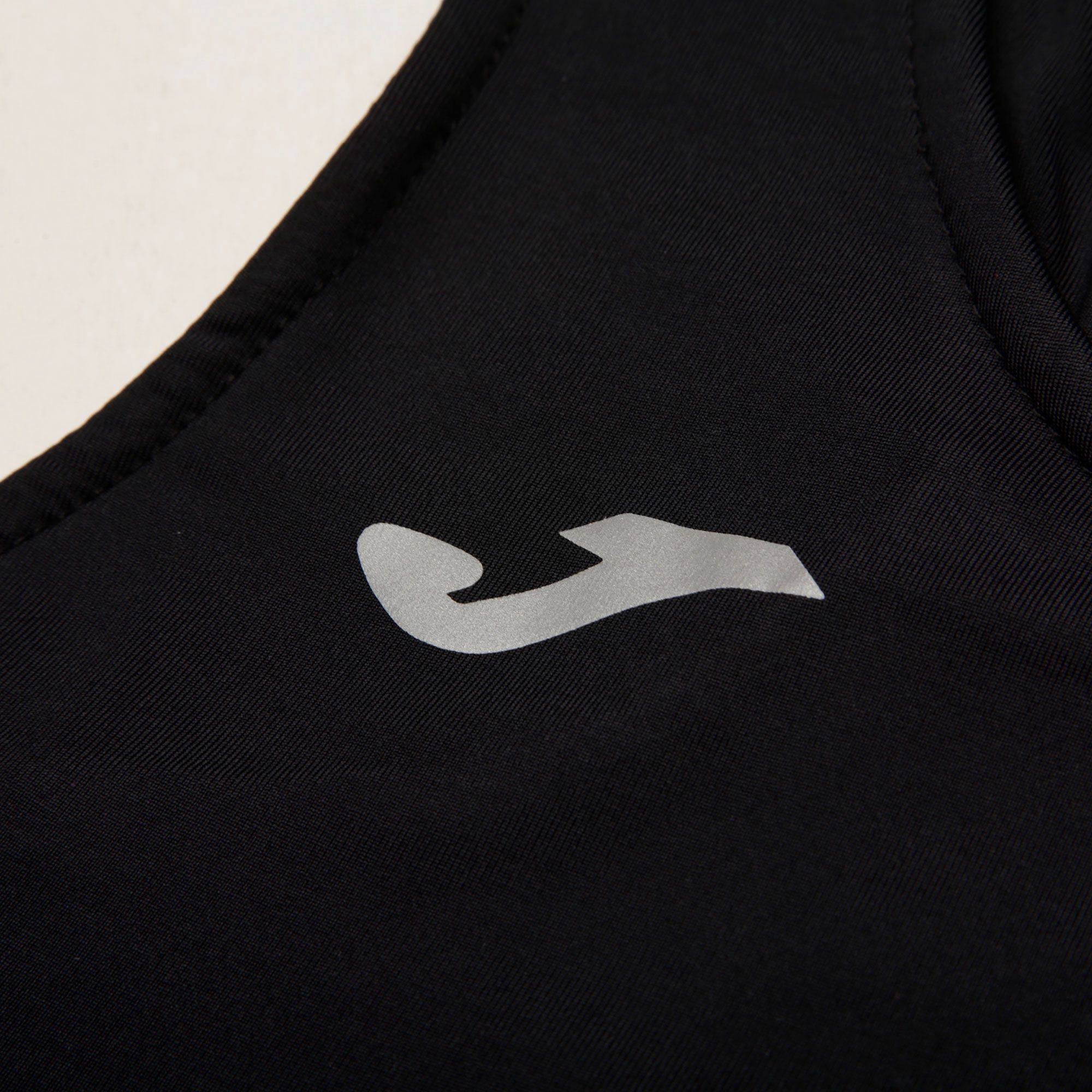 Top de Running Elite VI Mujer Negro - Fútbol Factory