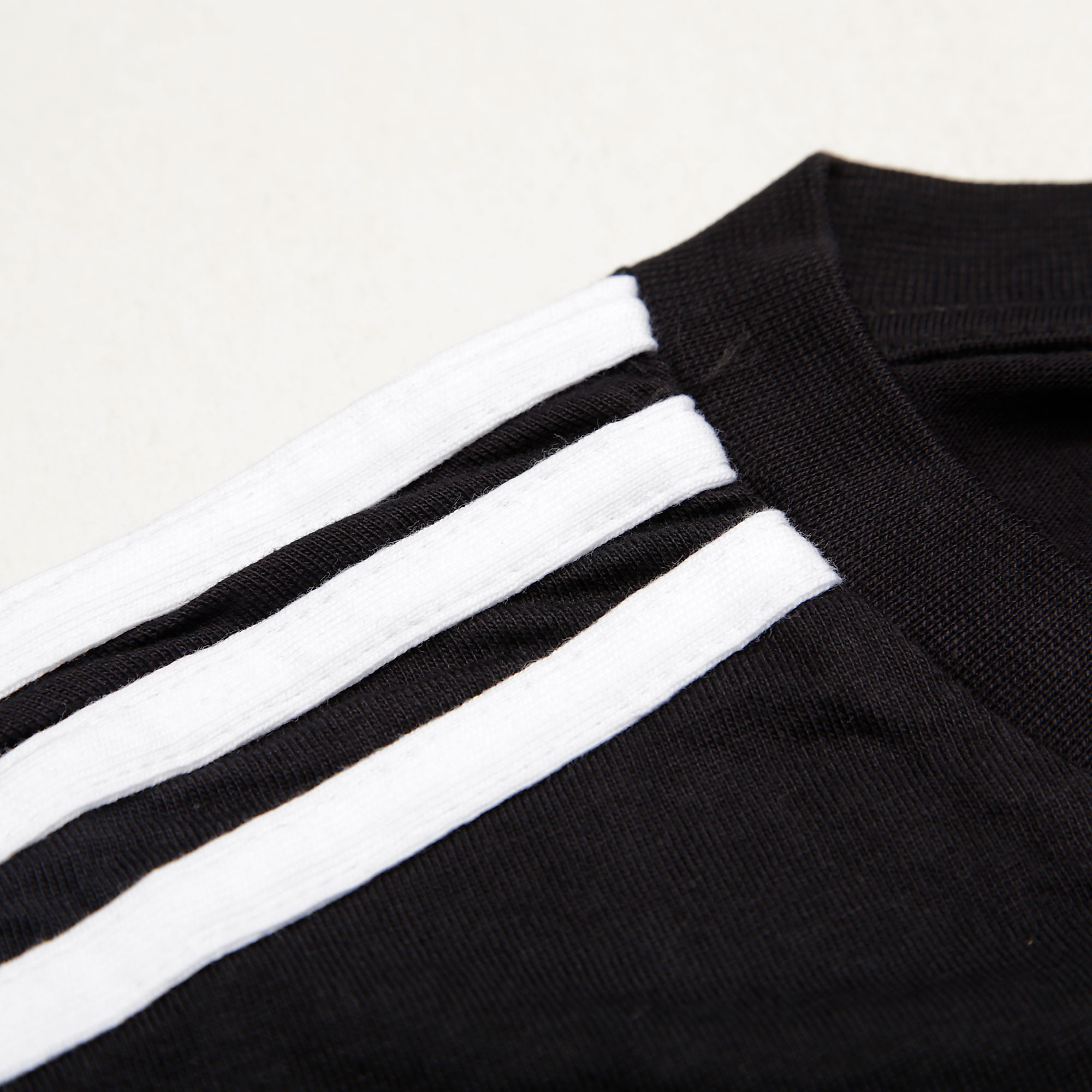 Camiseta Entrenamiento Real Madrid 2018/2019 Negro - Fútbol Factory