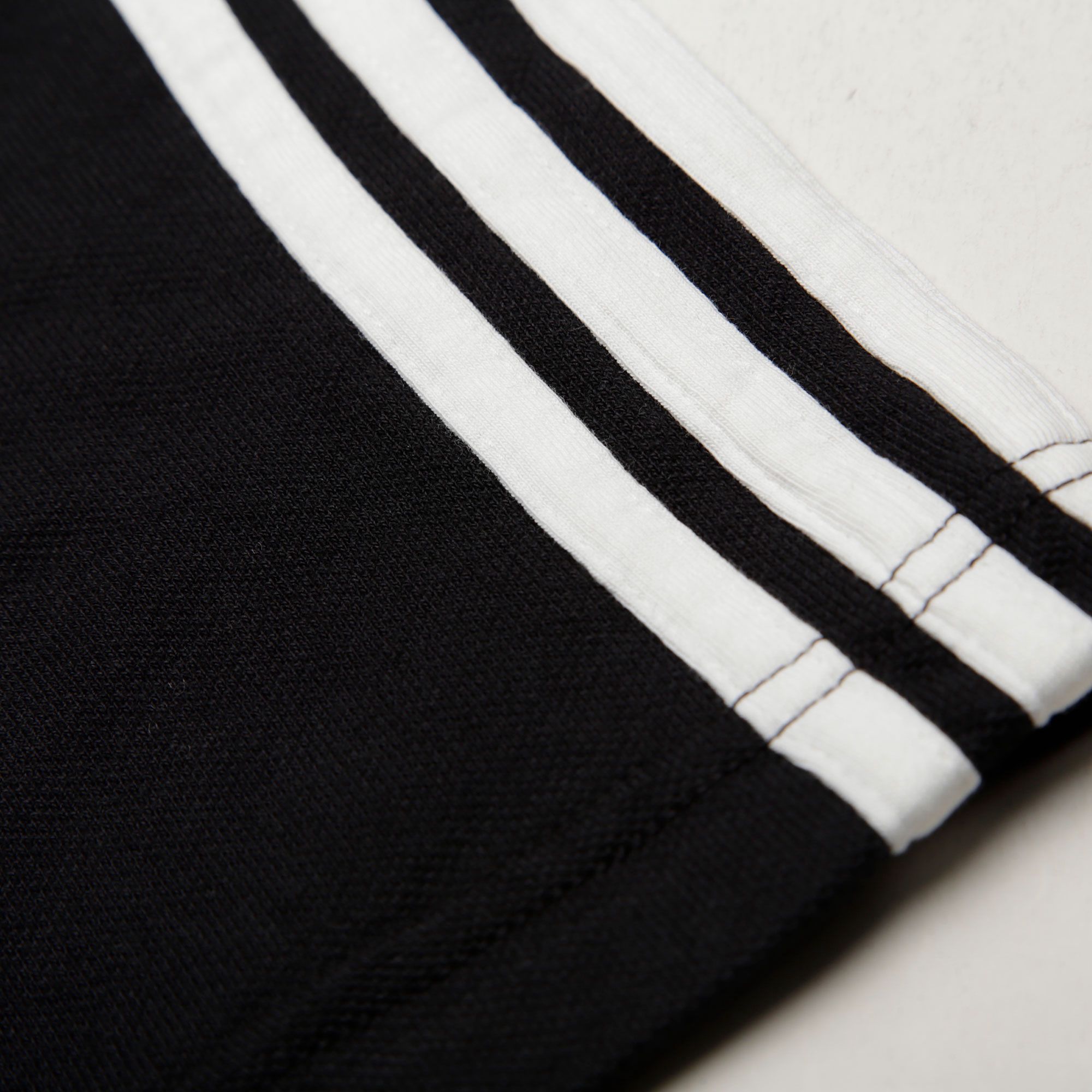 Polo Real Madrid 2018/2019 Negro - Fútbol Factory