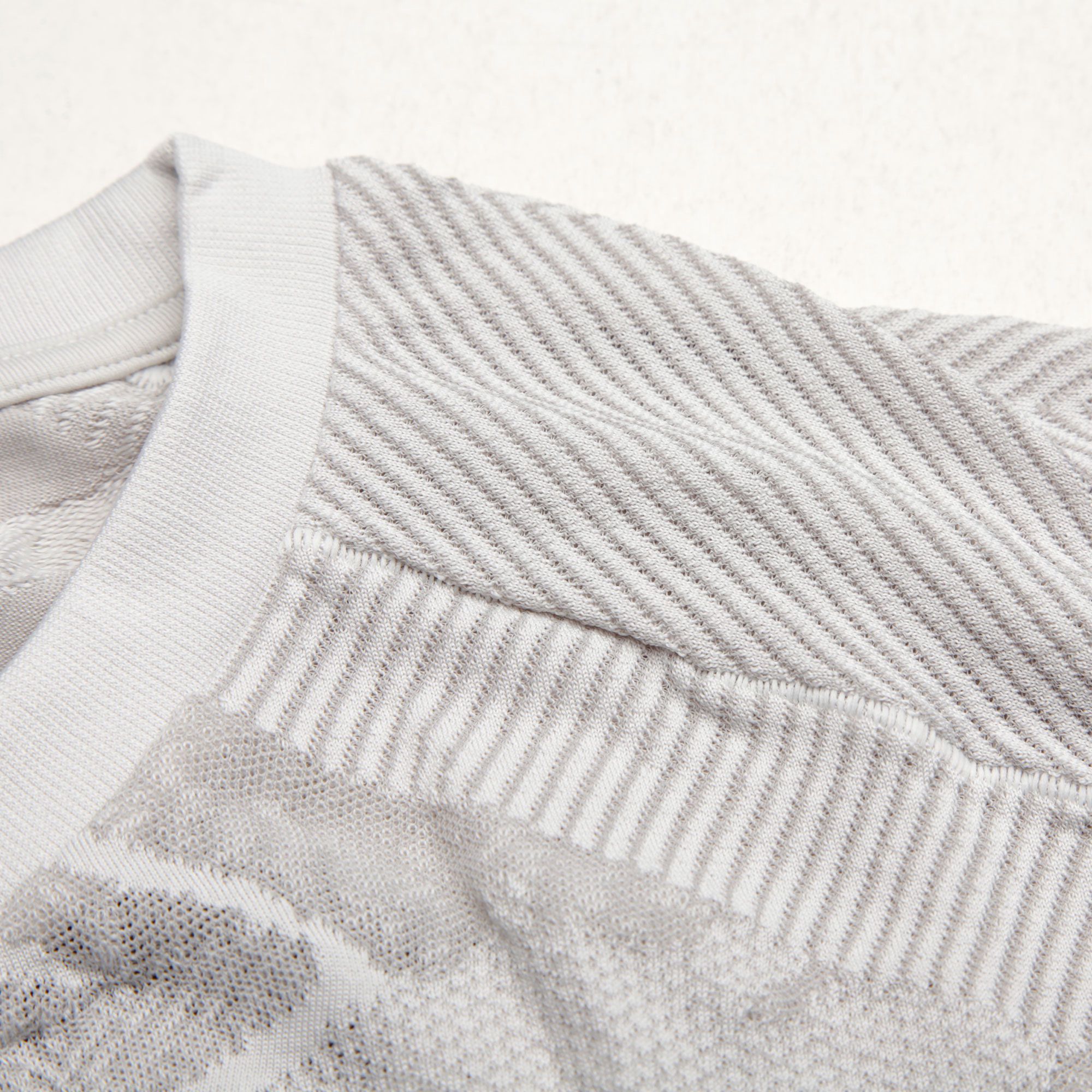 Camiseta de Running Ultra Primeknit Parley Blanco - Fútbol Factory