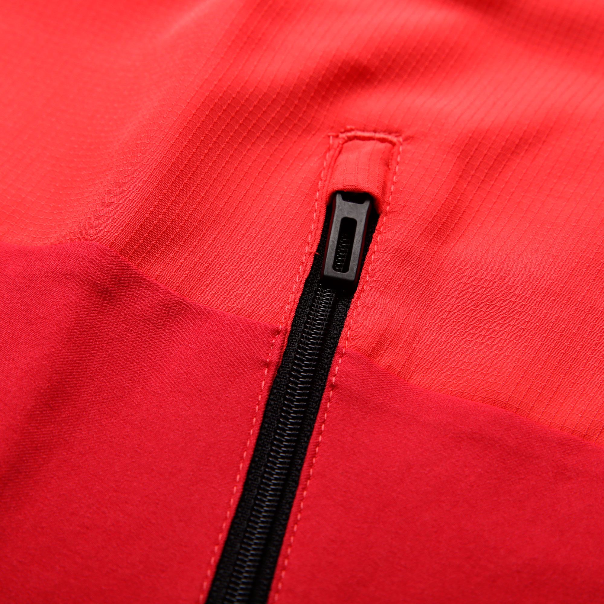 Chaqueta Pre-Match Manchester United 2018/2019 Coral Chaqueta Pre-Match Manchester United 2018/2019 Coral - Fútbol Factory