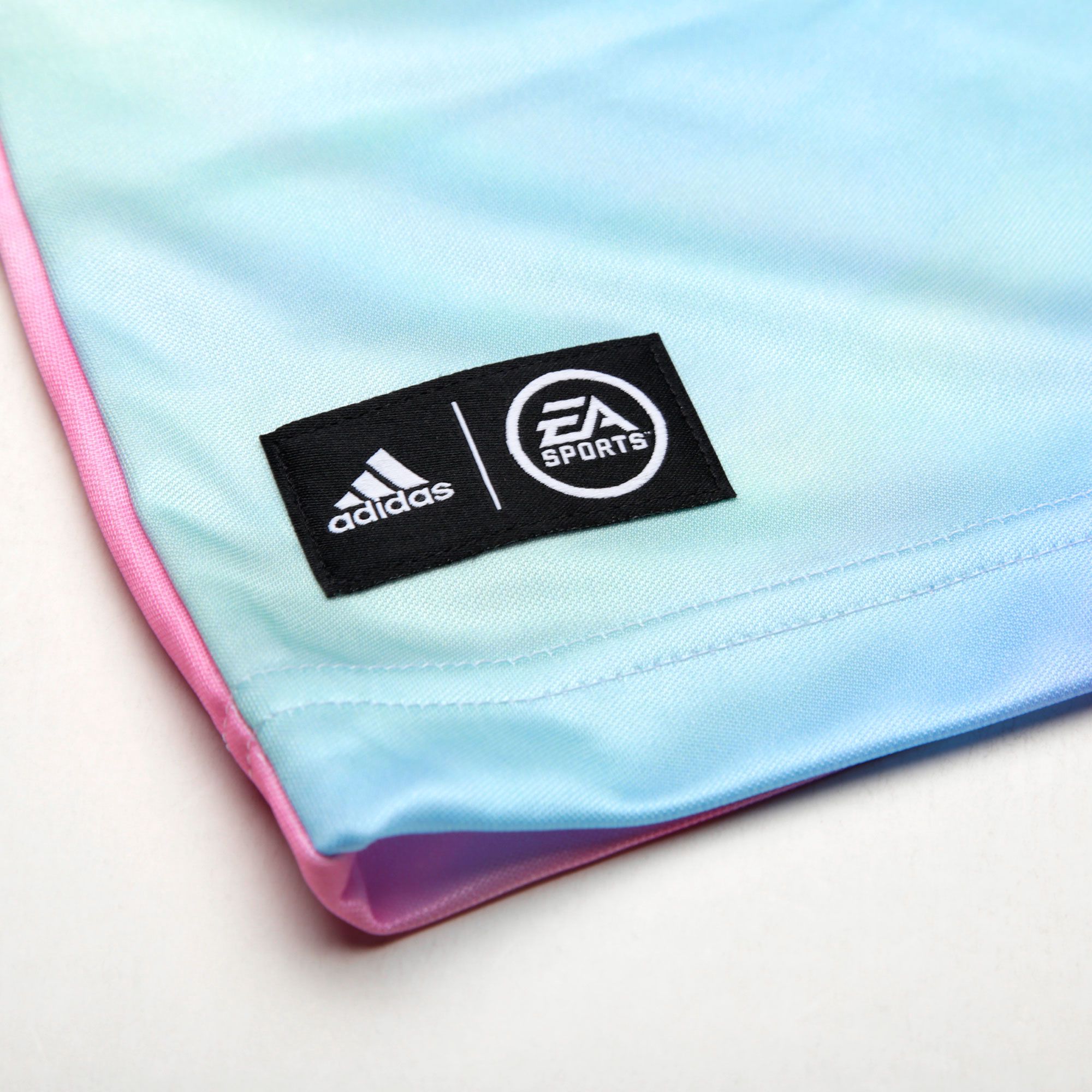 Camiseta Juventus 2018/2019 EA Sports FIFA19 Blanco - Fútbol Factory