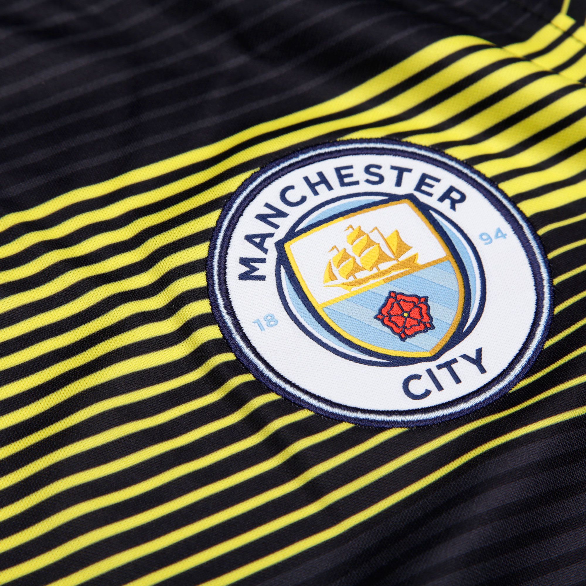 Camiseta Training Manchester City Dri-FIT Squad 2018/2019 Marino Amarillo - Fútbol Factory