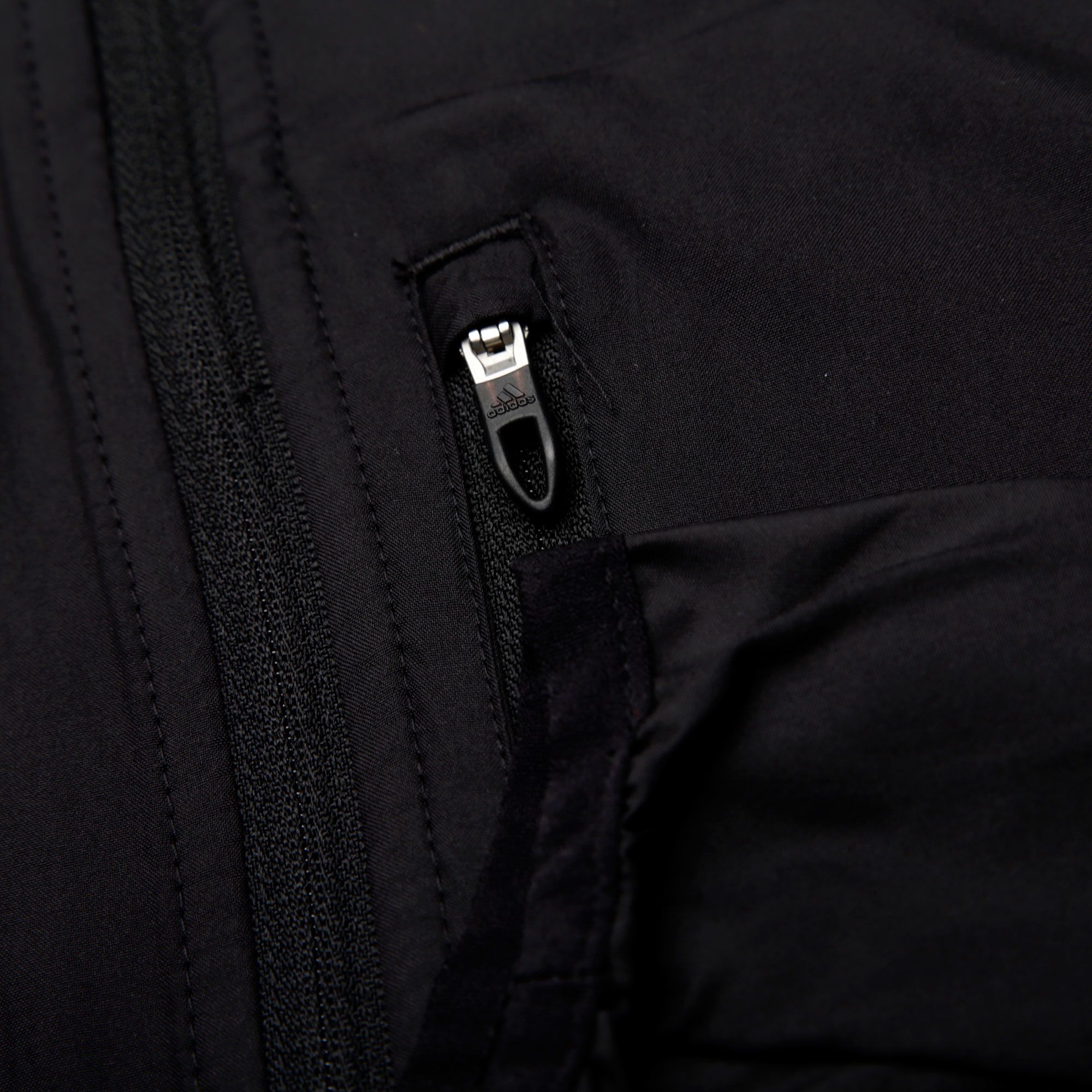 Chaqueta de Running Own The Run Negro - Fútbol Factory