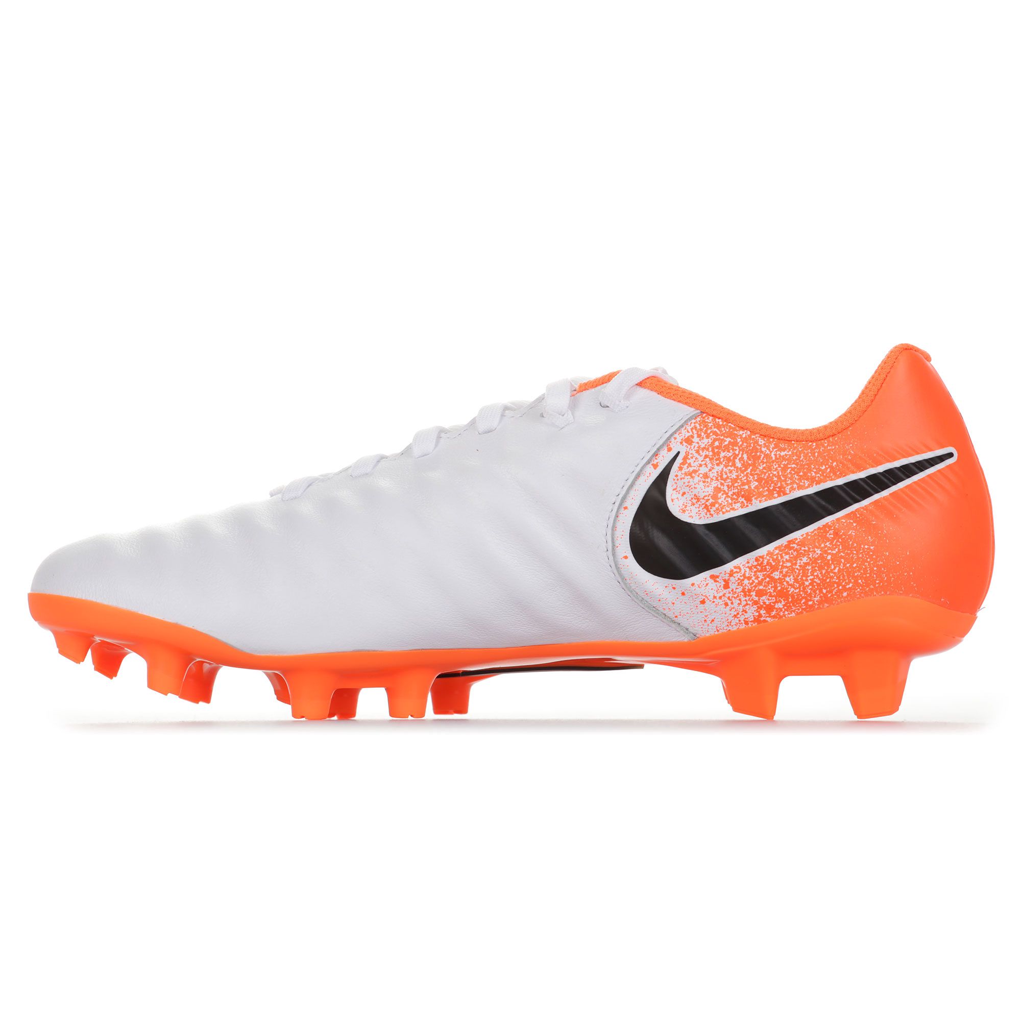 Botas de fútbol de la línea Tiempo Legend VII Academy FG Naranja Blanco - Fútbol Factory