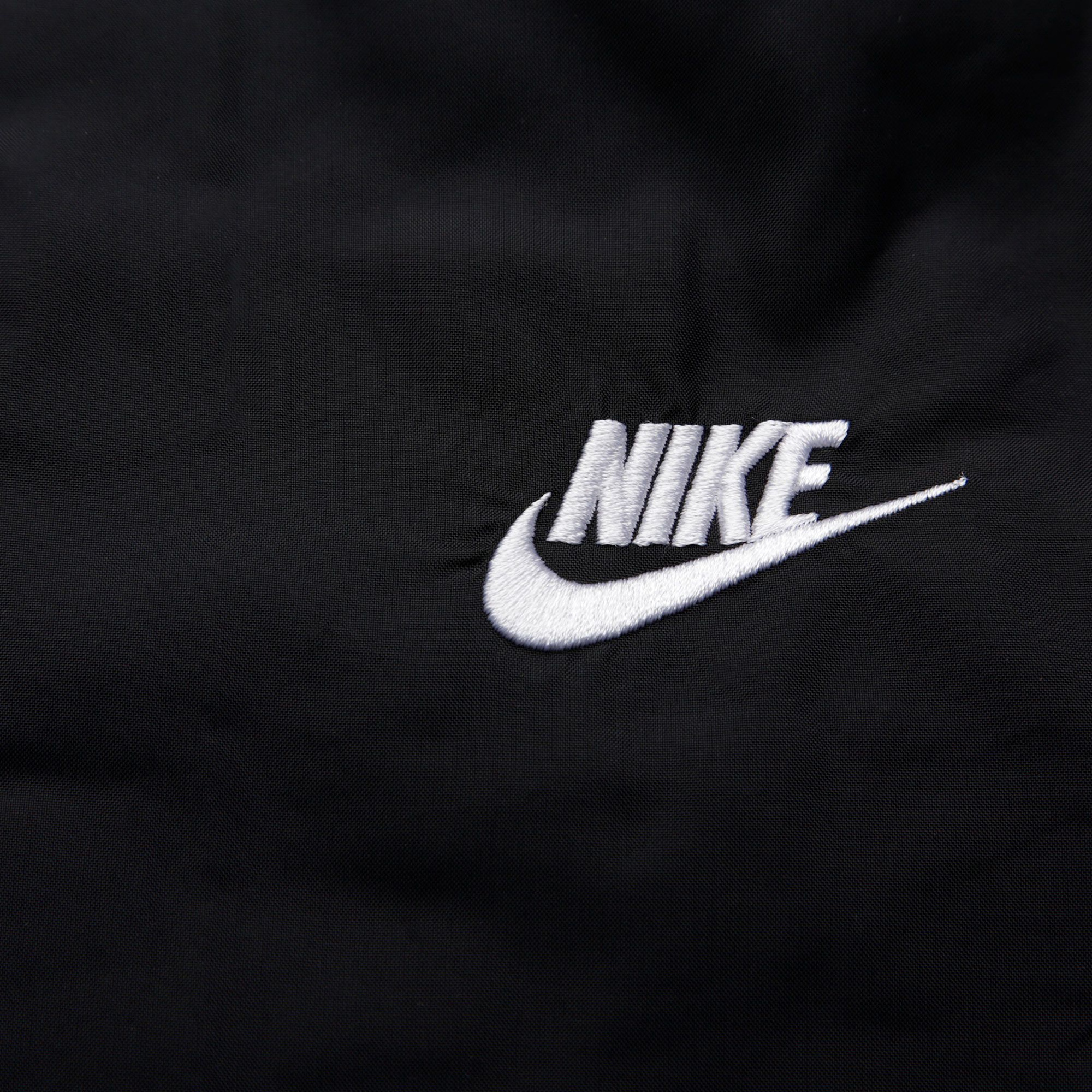 Chándal de paseo Sportswear Woven Basic Negro - Fútbol Factory