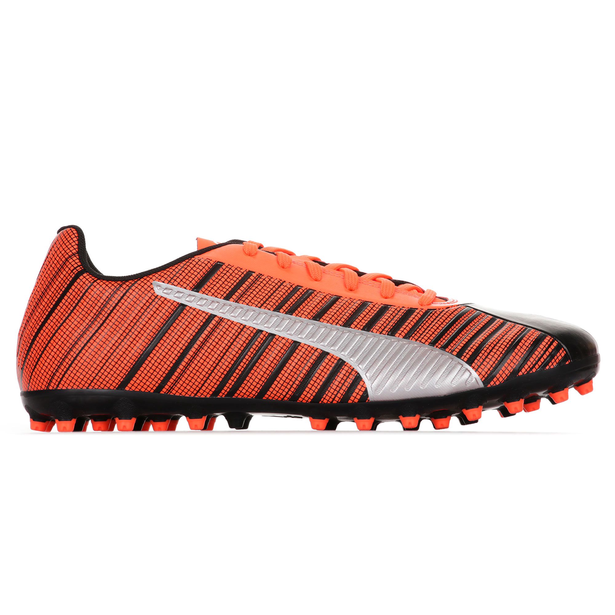 Botas de Fútbol ONE 5.4 MG Negro Rojo - Fútbol Factory