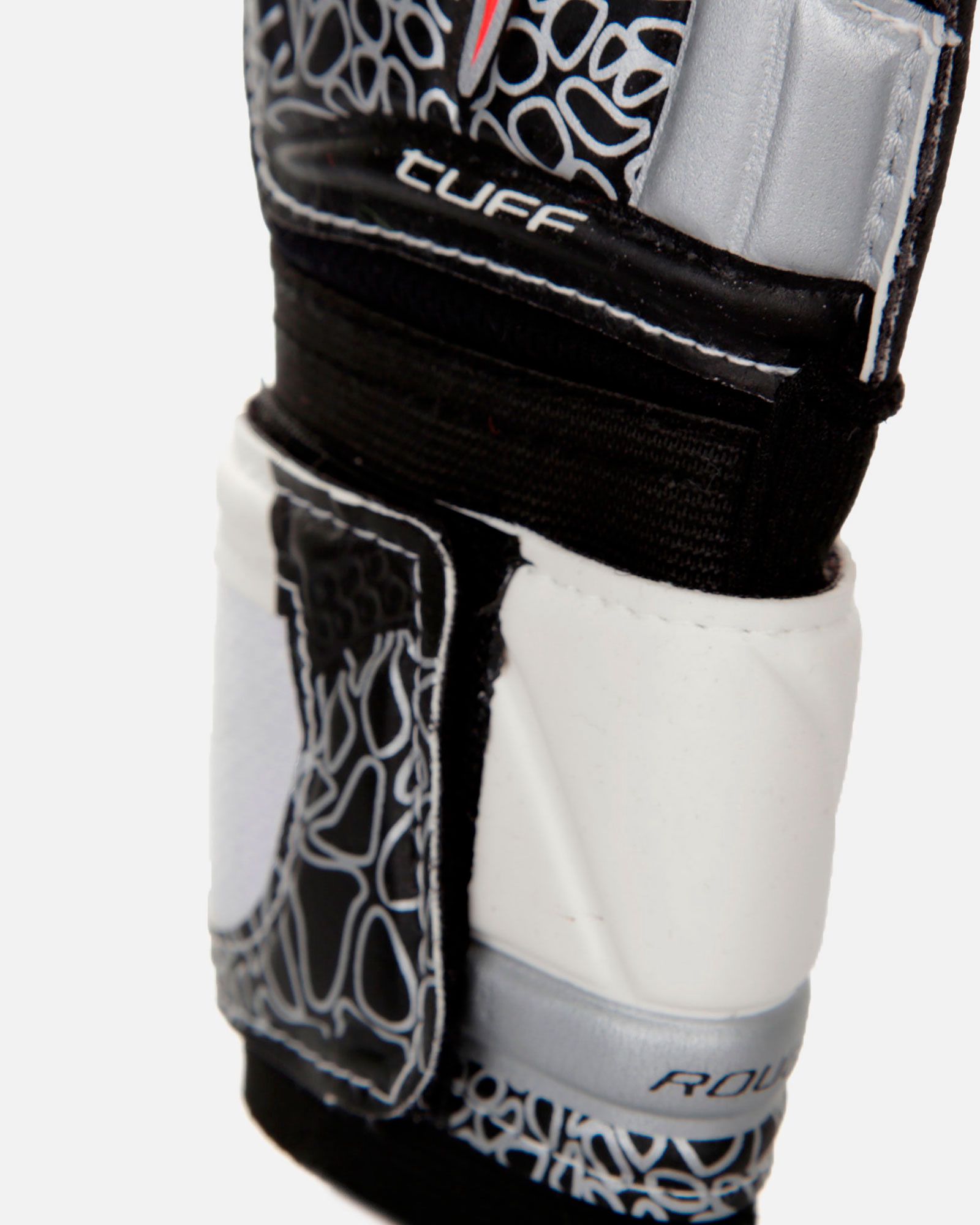 Guantes One Flat Turf Black Legend Negro - Fútbol Factory