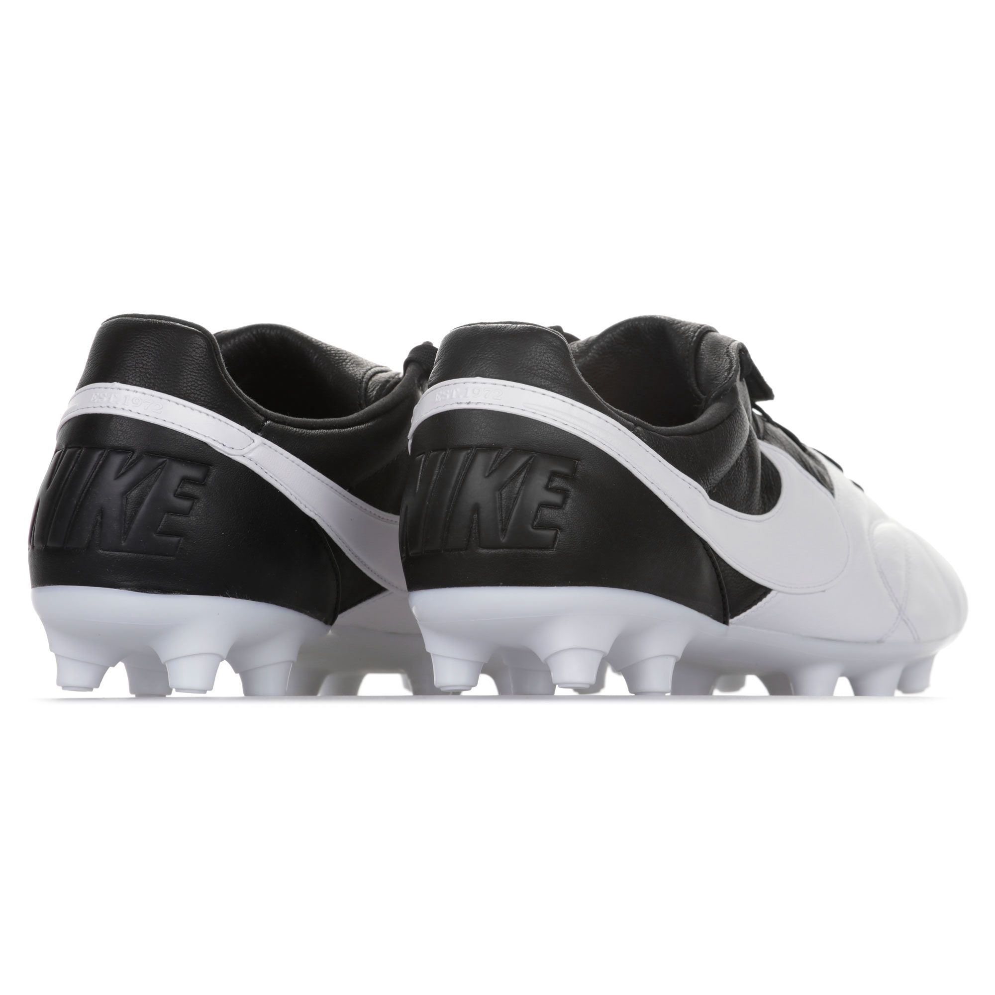 Botas de Fútbol Premier II FG Negro Blanco - Fútbol Factory