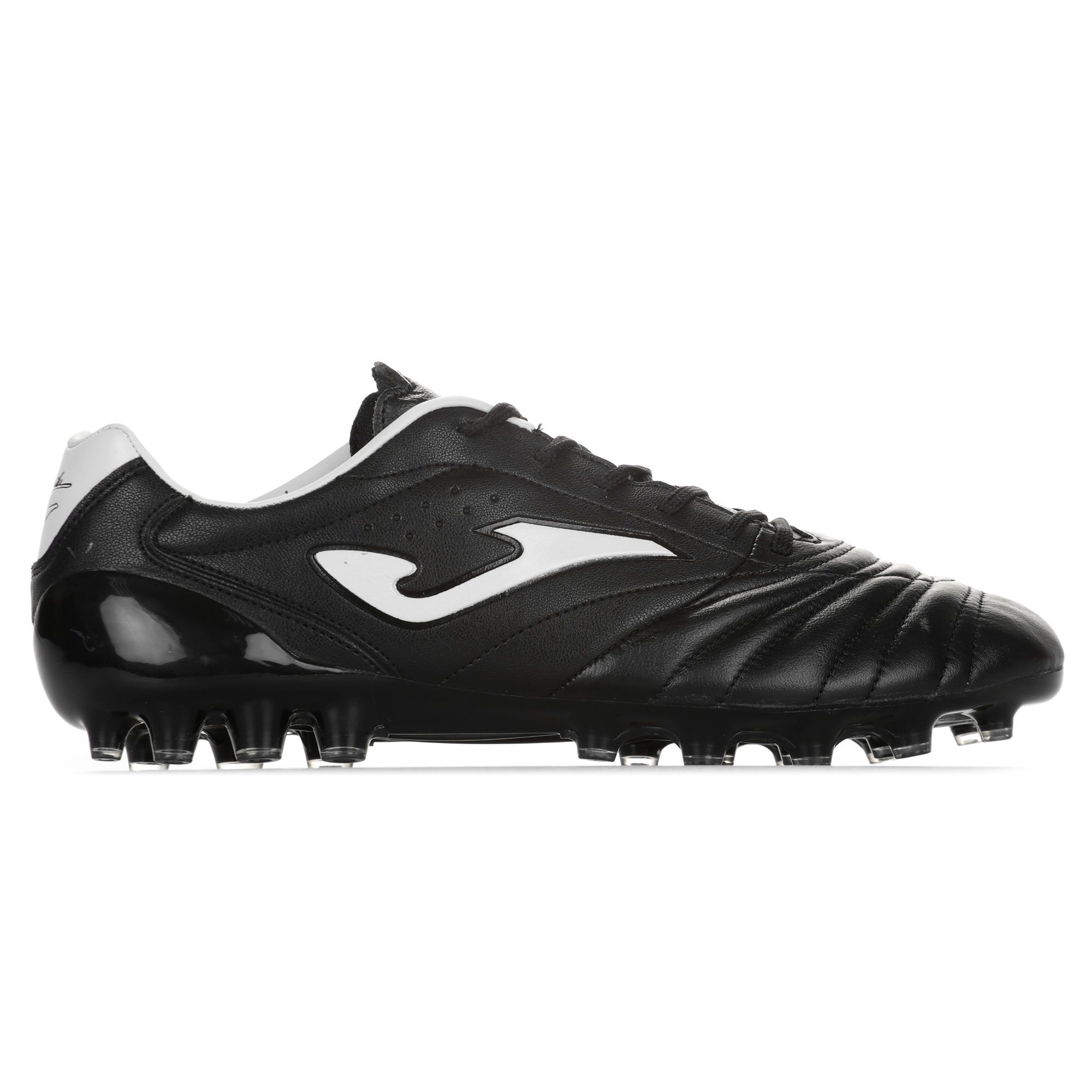 Botas de Fútbol Aguila Pro AG Negro Blanco - Fútbol Factory
