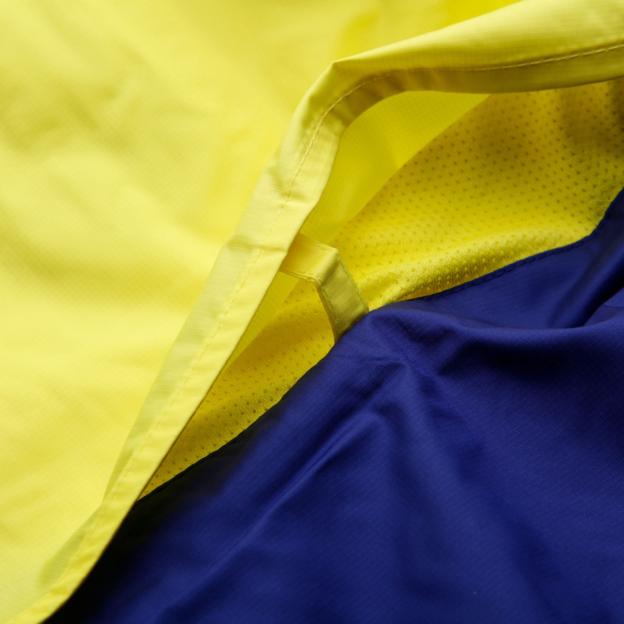 Chaqueta de Paseo FC Barcelona 2019/2020 Windrunner Amarillo - Fútbol Factory