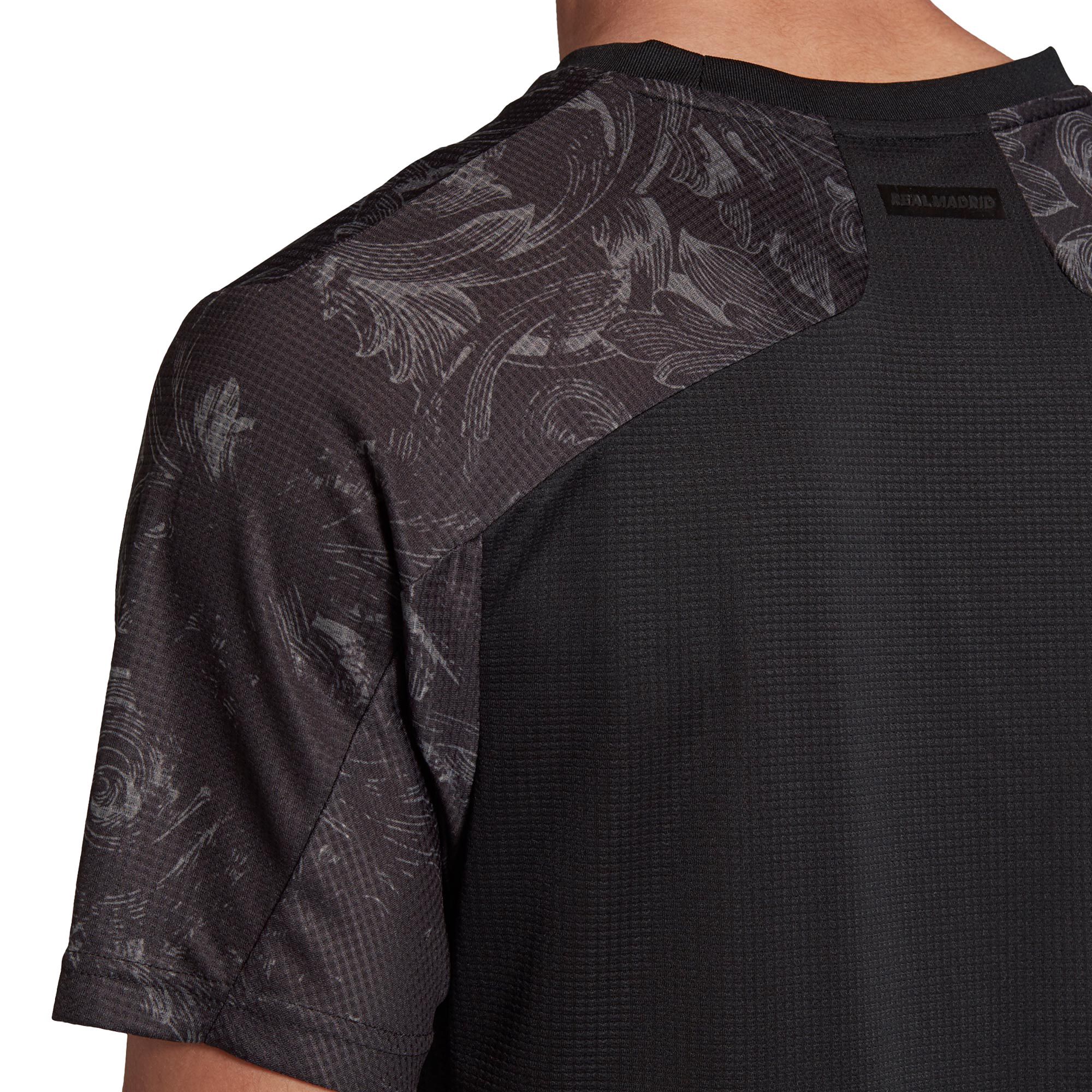 Camiseta 3ª Real Madrid 2020/2021 Authentic Negro Rosa - Fútbol Factory