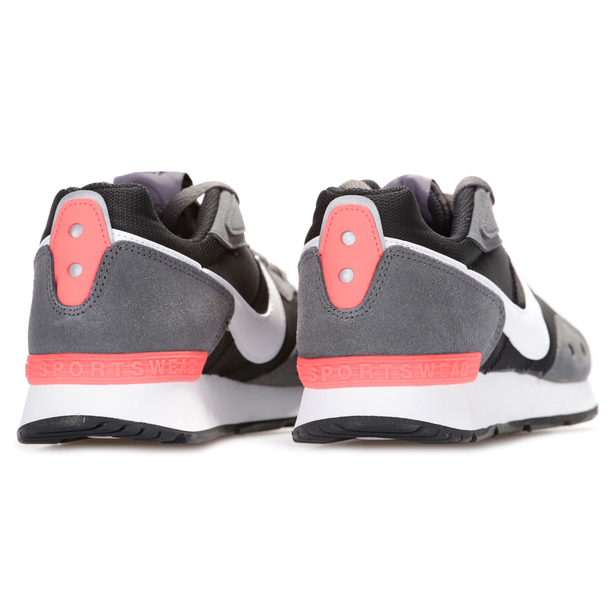 Zapatillas de Paseo Venture Runner Negro - Fútbol Factory