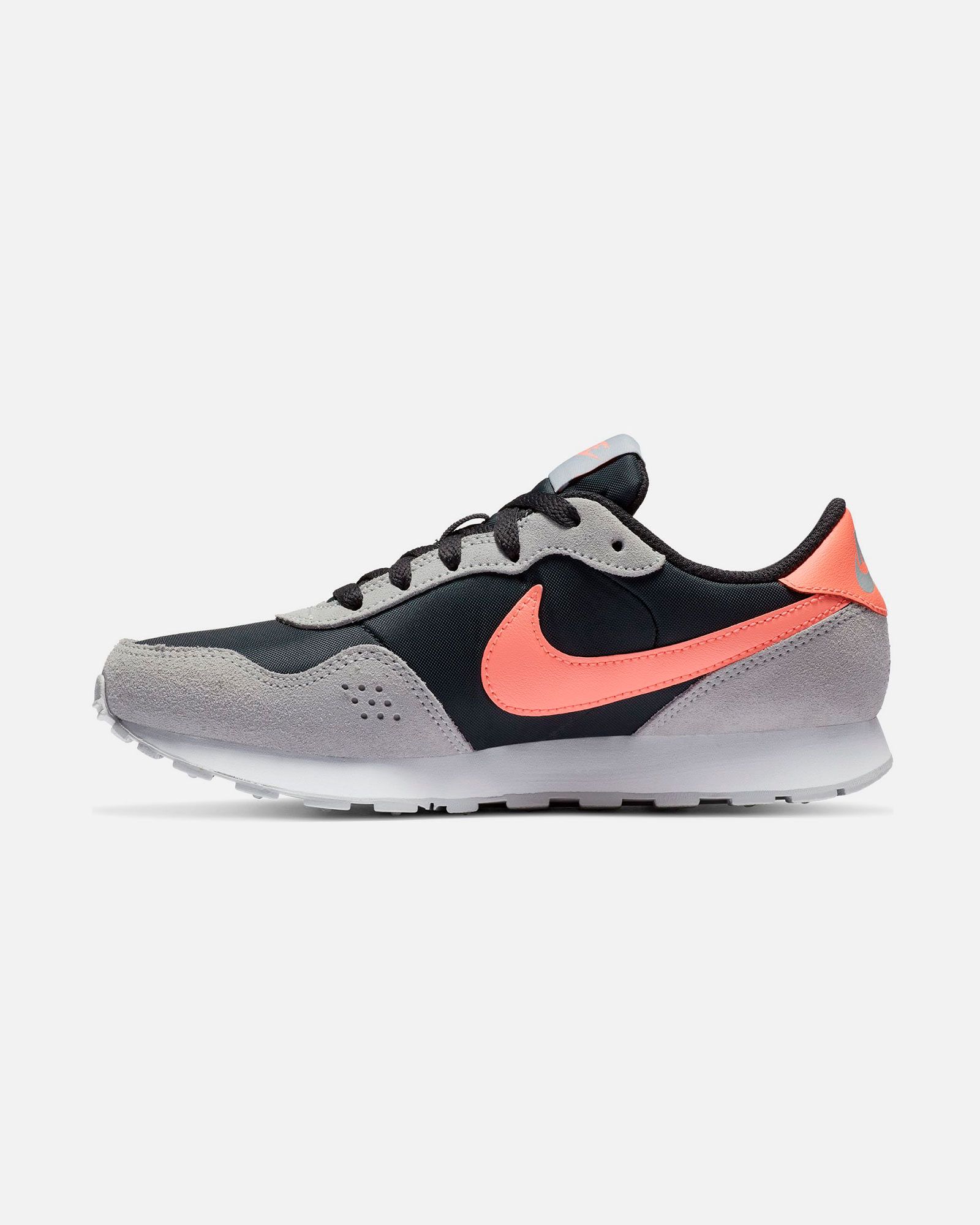 Zapatillas de Paseo MD Valiant Junior Negro - Fútbol Factory