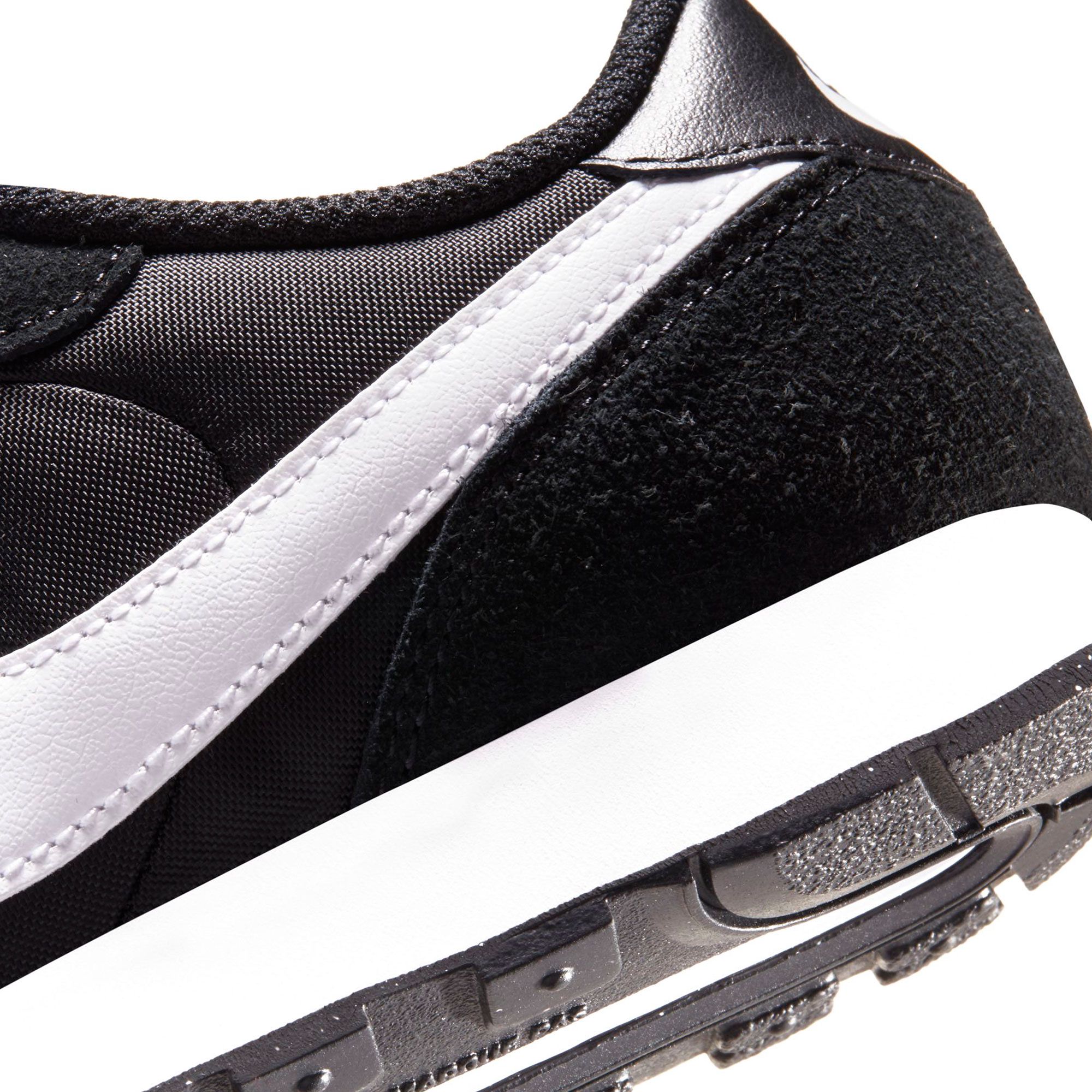 Zapatilla Nike MD Valiant - Fútbol Factory