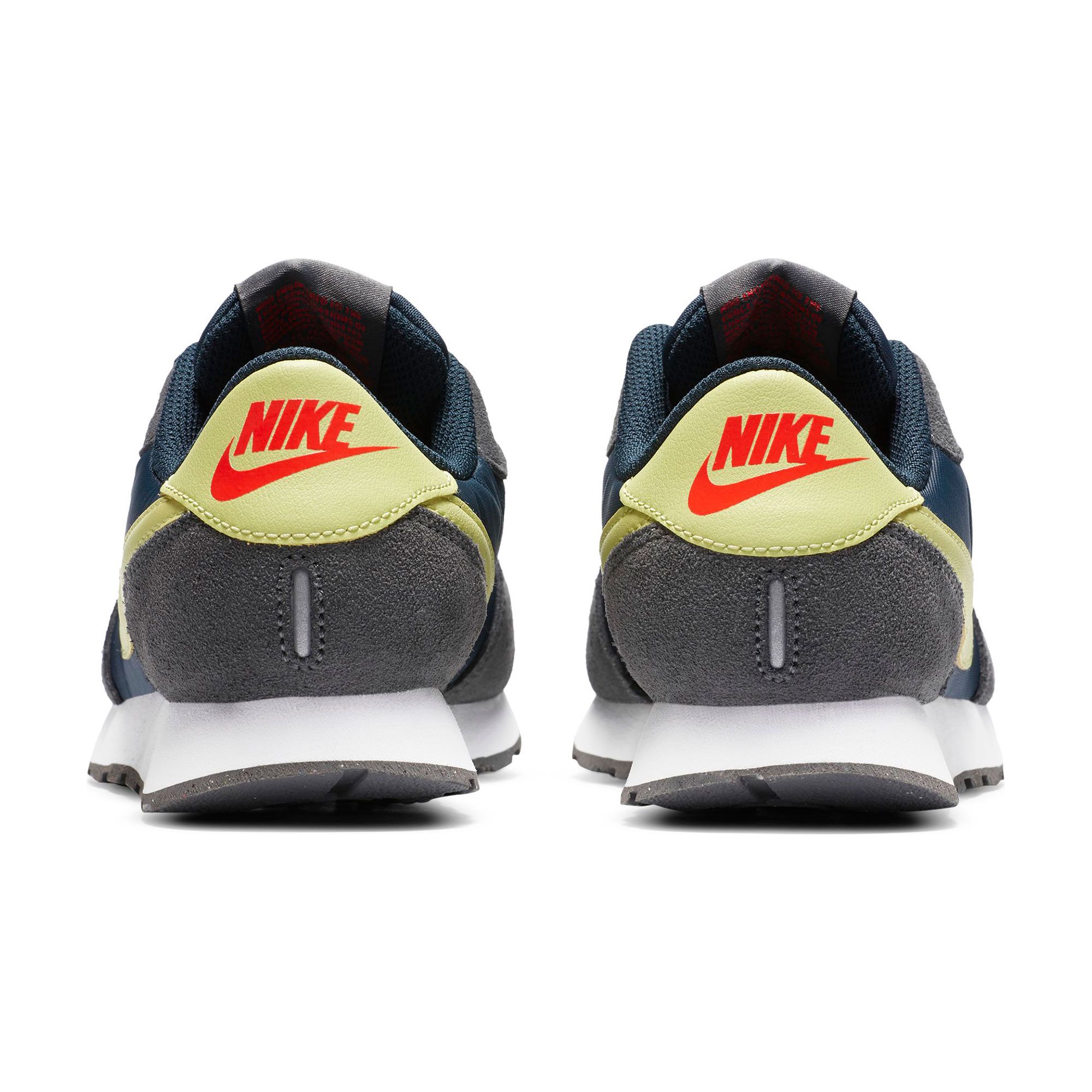Zapatilla Nike MD Valiant - Fútbol Factory