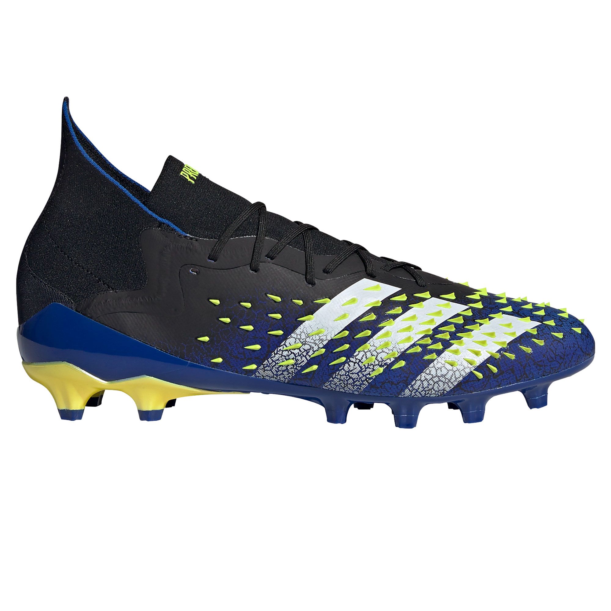 Botas adidas Predator Freak. - Fútbol Factory