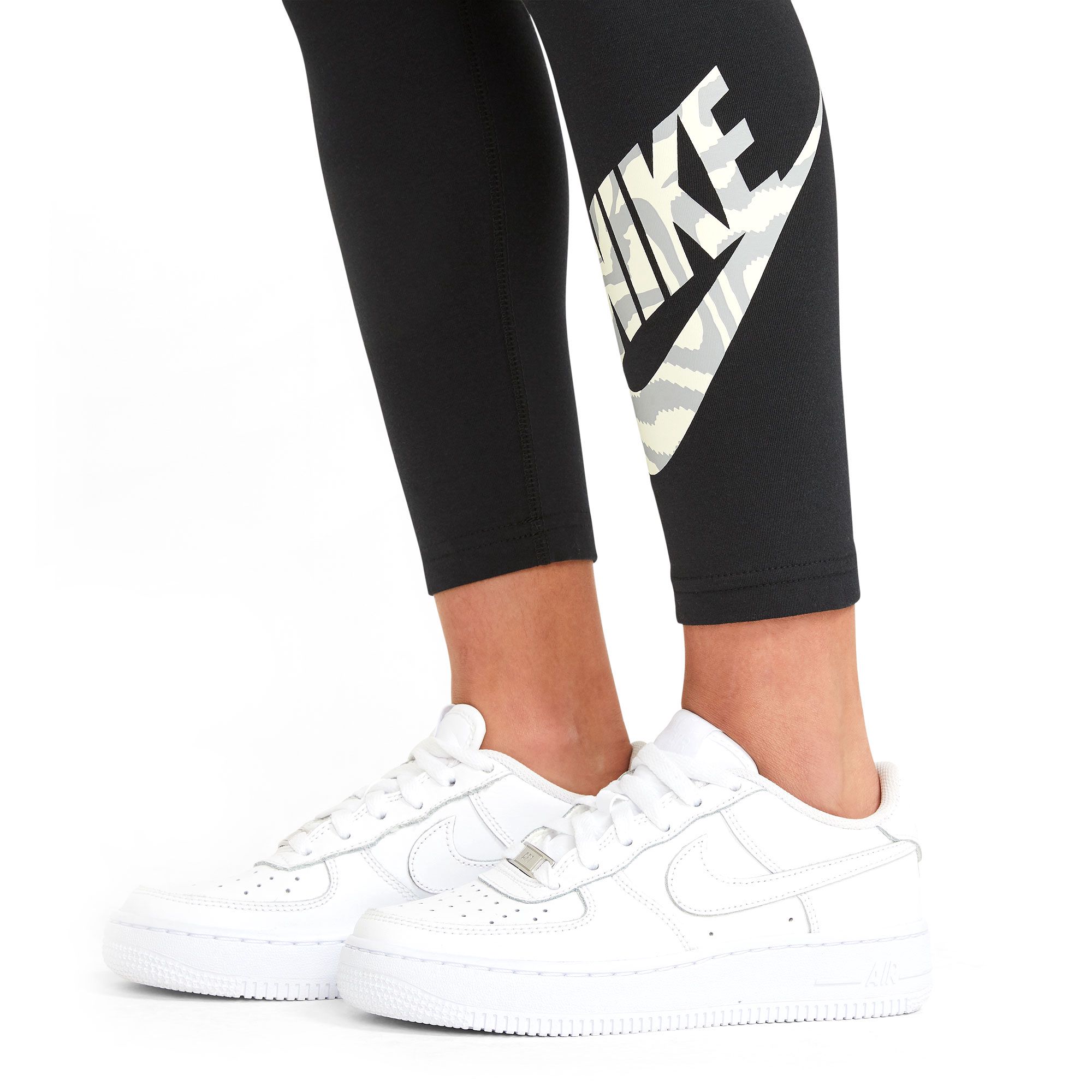 Pantalón Nike NSW Favorites G - Fútbol Factory