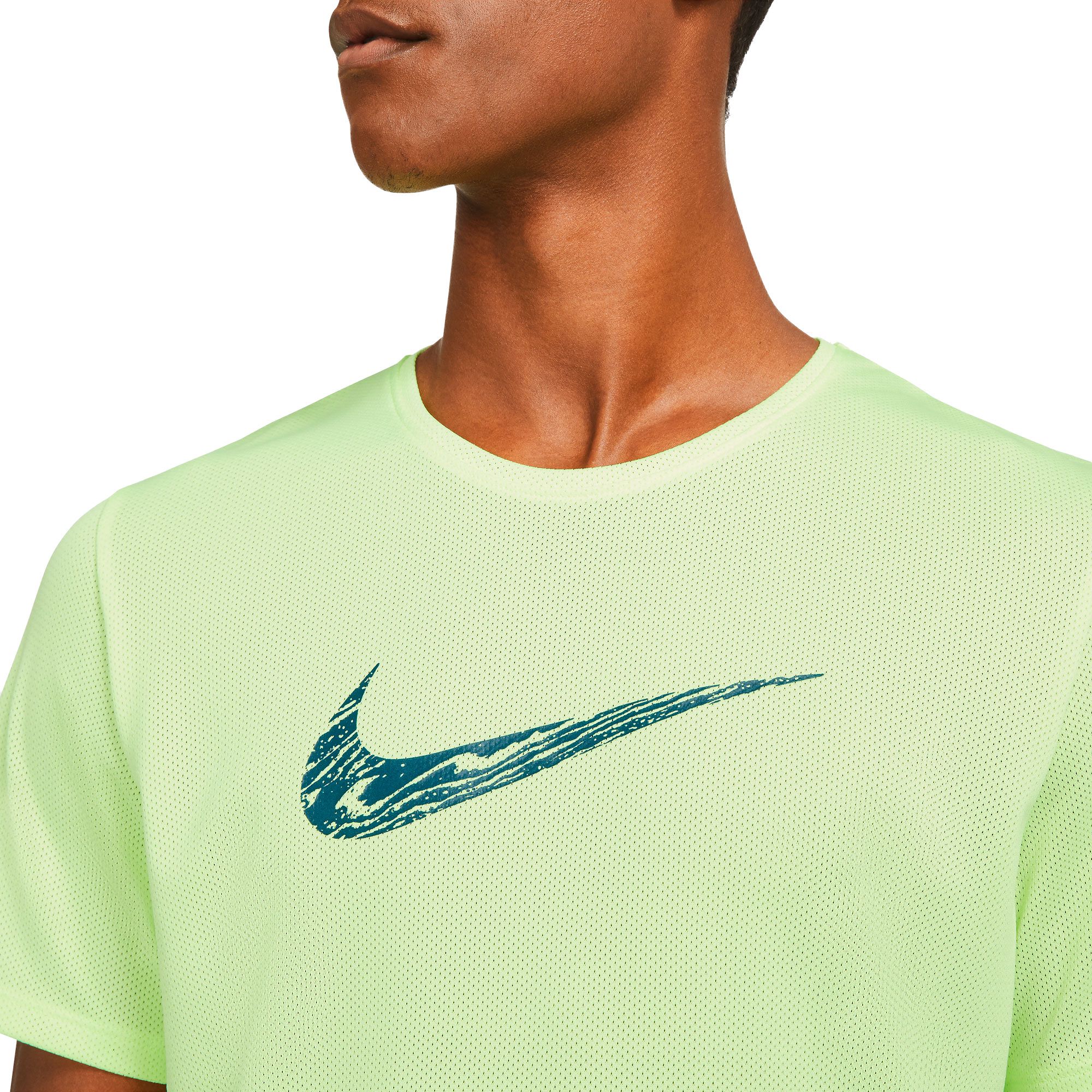 Camiseta Nike NK Breathe Run - Fútbol Factory
