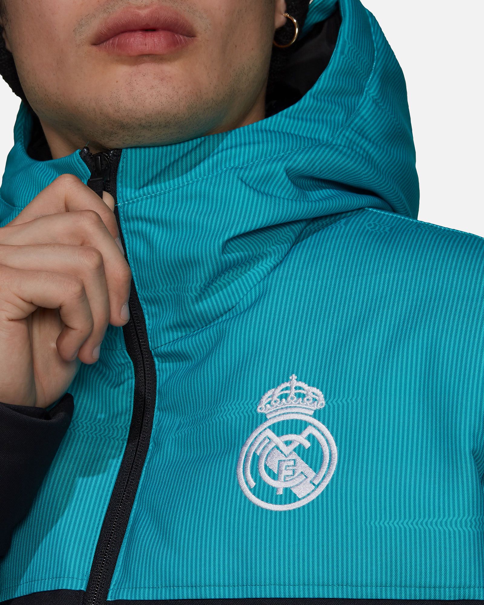Abrigo Real Madrid 2021/2022 SSP DW - Fútbol Factory