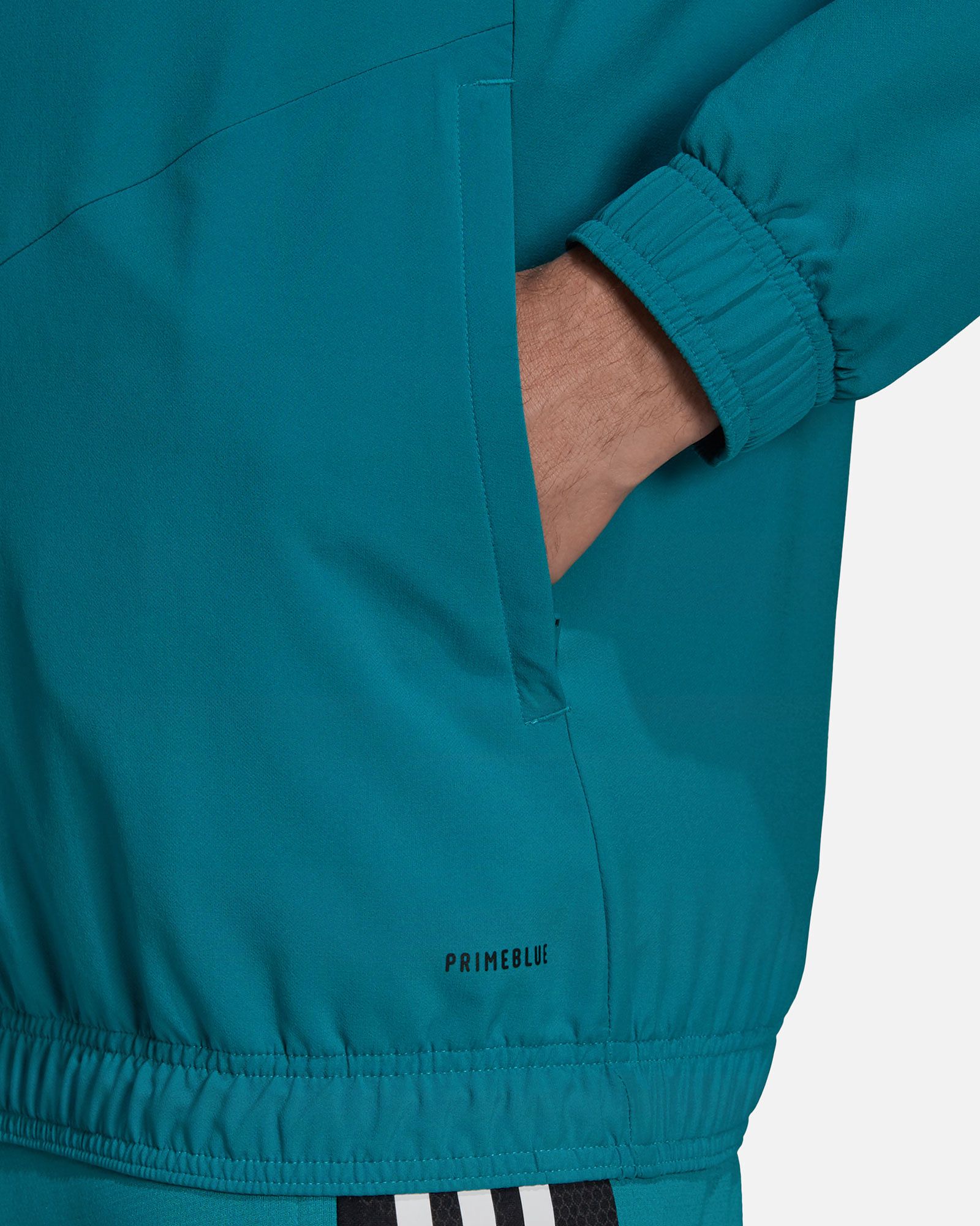 Chaqueta Real Madrid 2021/2022 Prematch Chaqueta Real Madrid 2021/2022 Prematch - Fútbol Factory