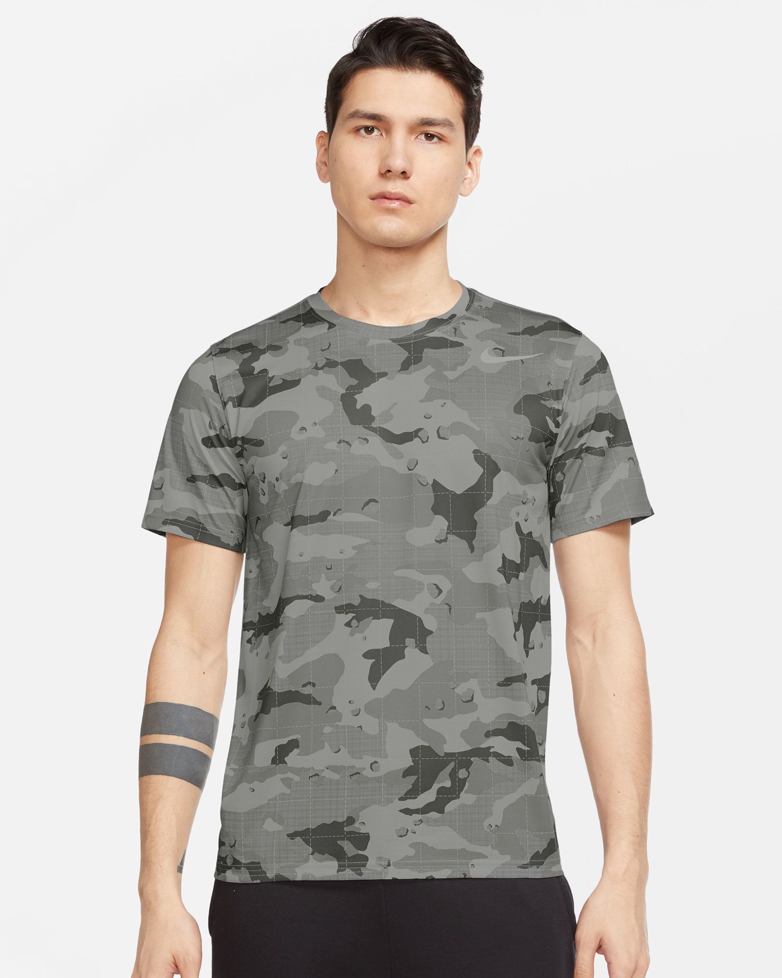 Camiseta Nike Dri-FIT Legend  - Fútbol Factory