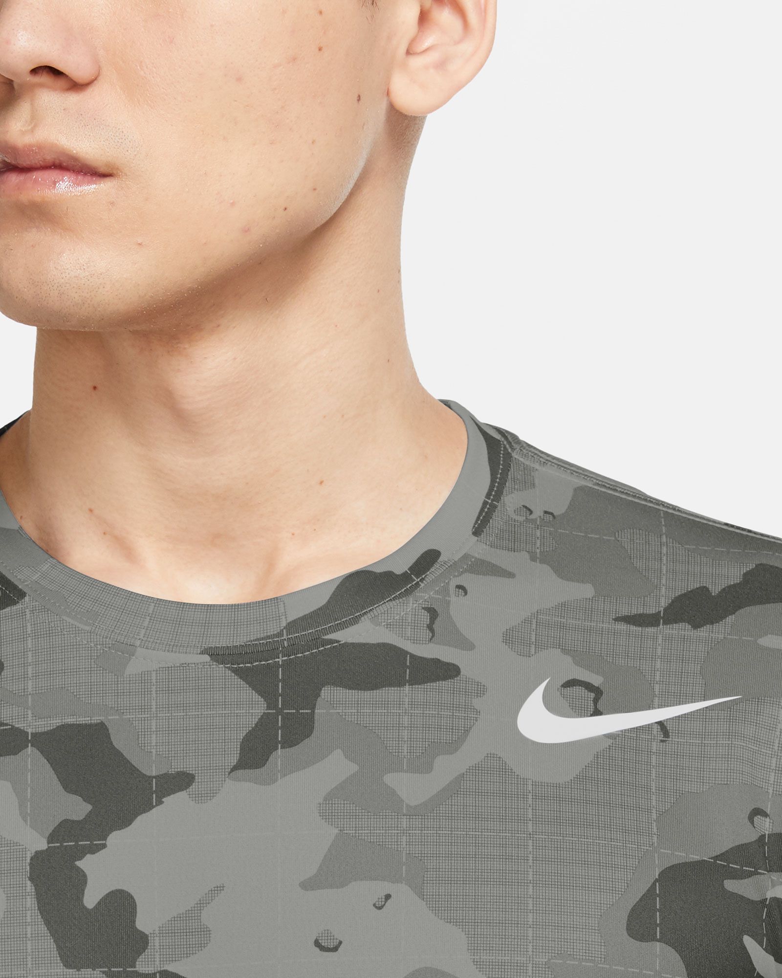 Camiseta Nike Dri-FIT Legend  - Fútbol Factory
