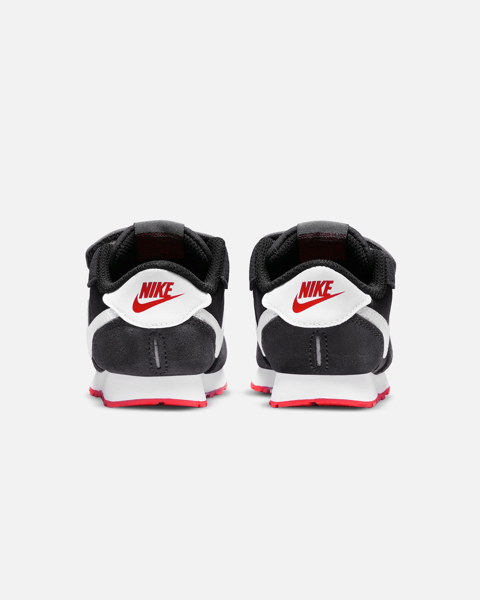 Zapatilla Nike MD Valiant - Fútbol Factory