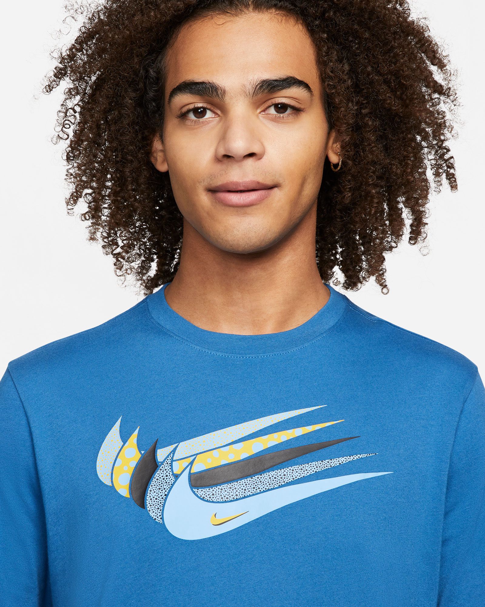 Camiseta Nike NSW Tee Multi Swoosh - Fútbol Factory