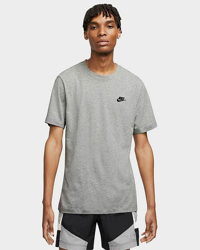 T-shirt Nike Club