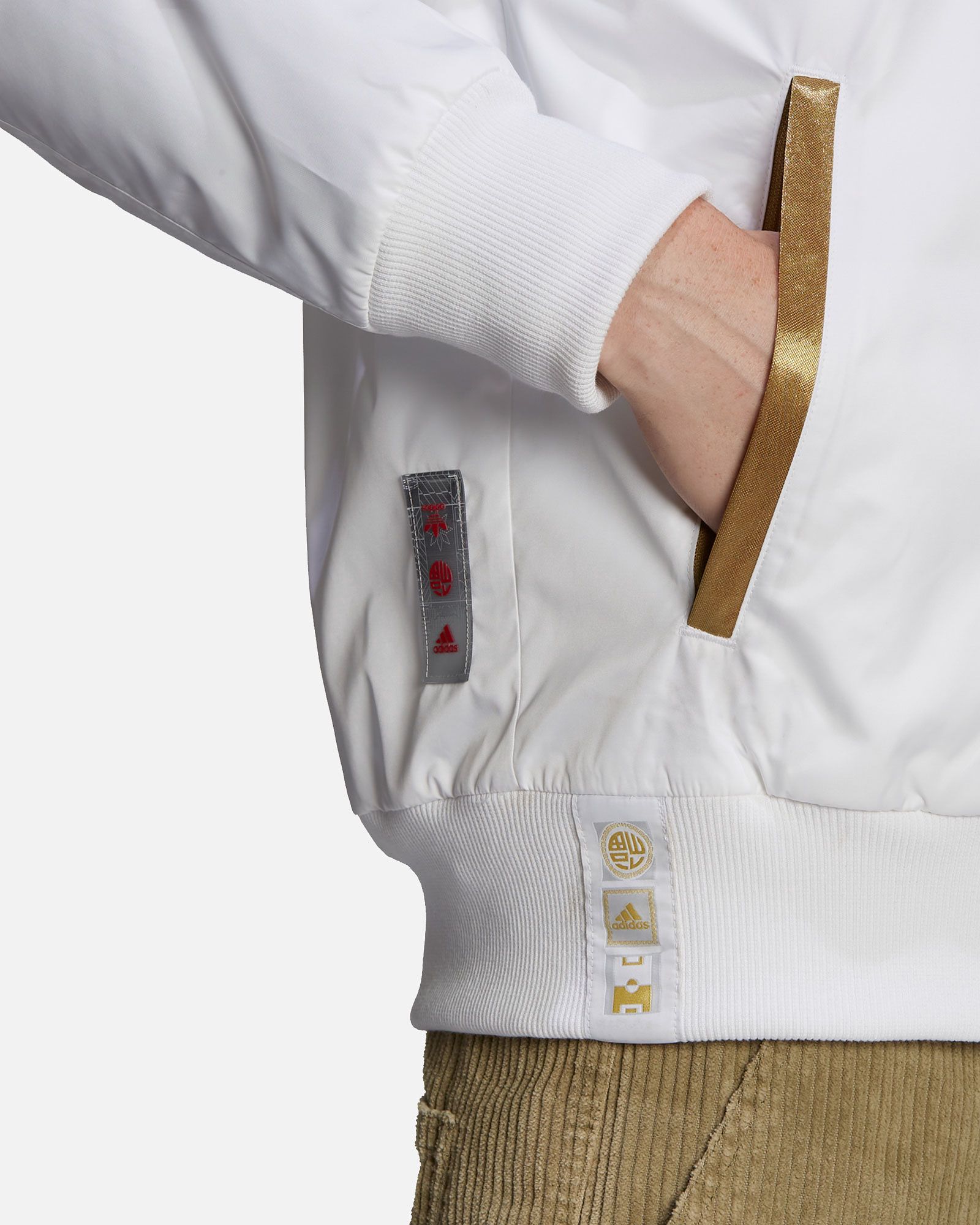 Chaqueta Real Madrid 2022 LNY Bomber - Fútbol Factory