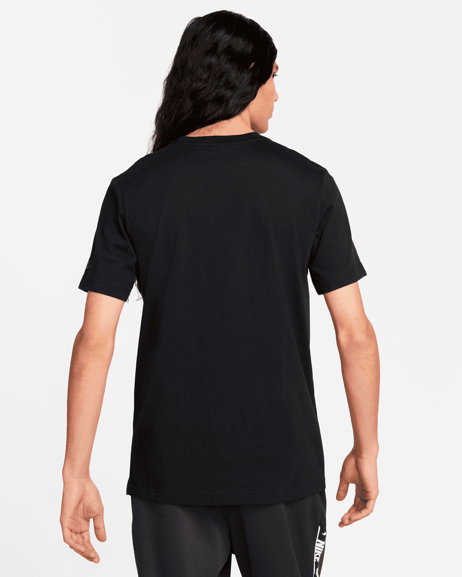 Camiseta Nike NSW Repeat - Fútbol Factory
