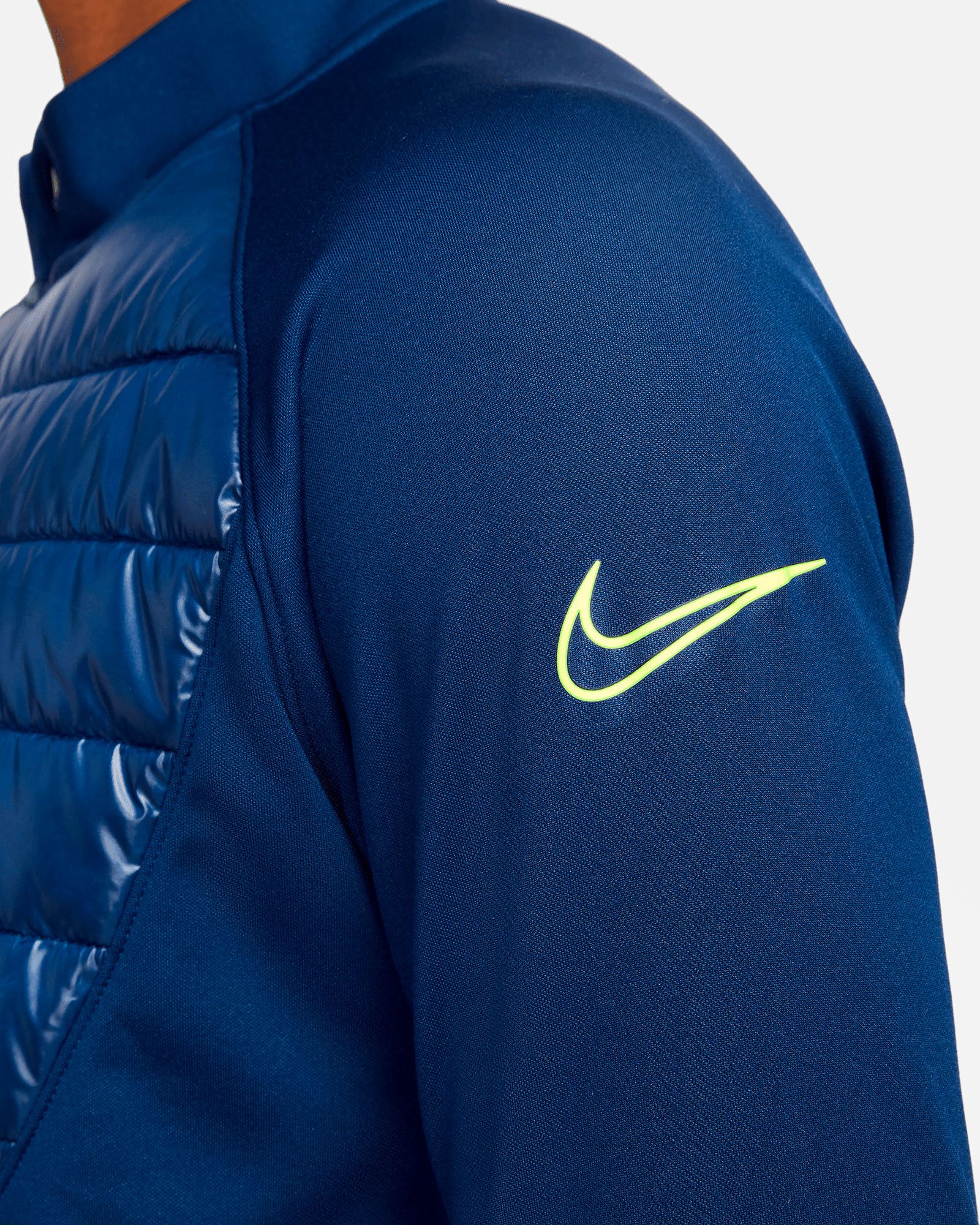 Sudadera Nike Academy Winter Warrior - Fútbol Factory