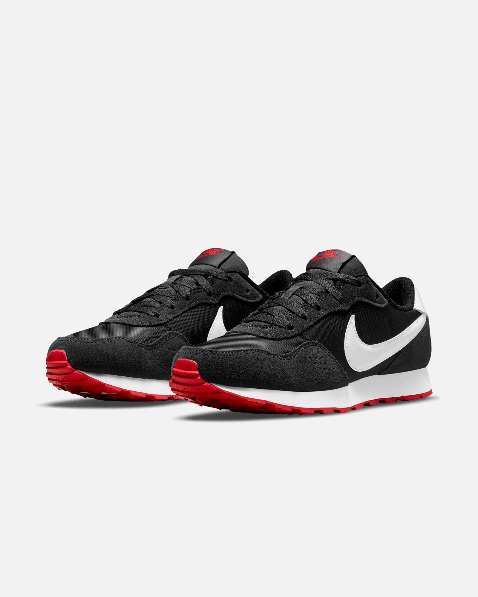 Zapatillas Nike MD Valiant - Fútbol Factory