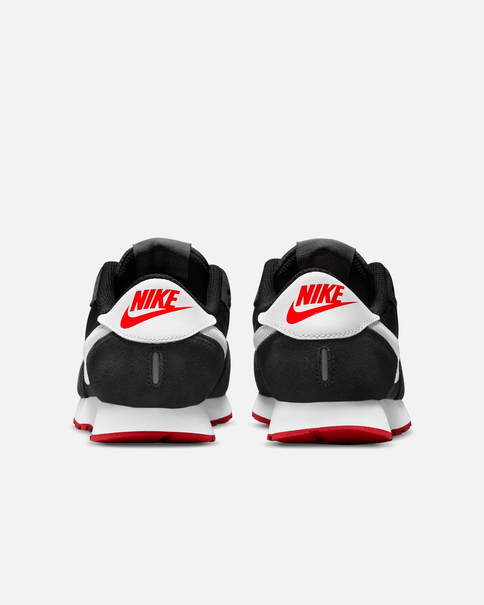 Zapatillas Nike MD Valiant - Fútbol Factory
