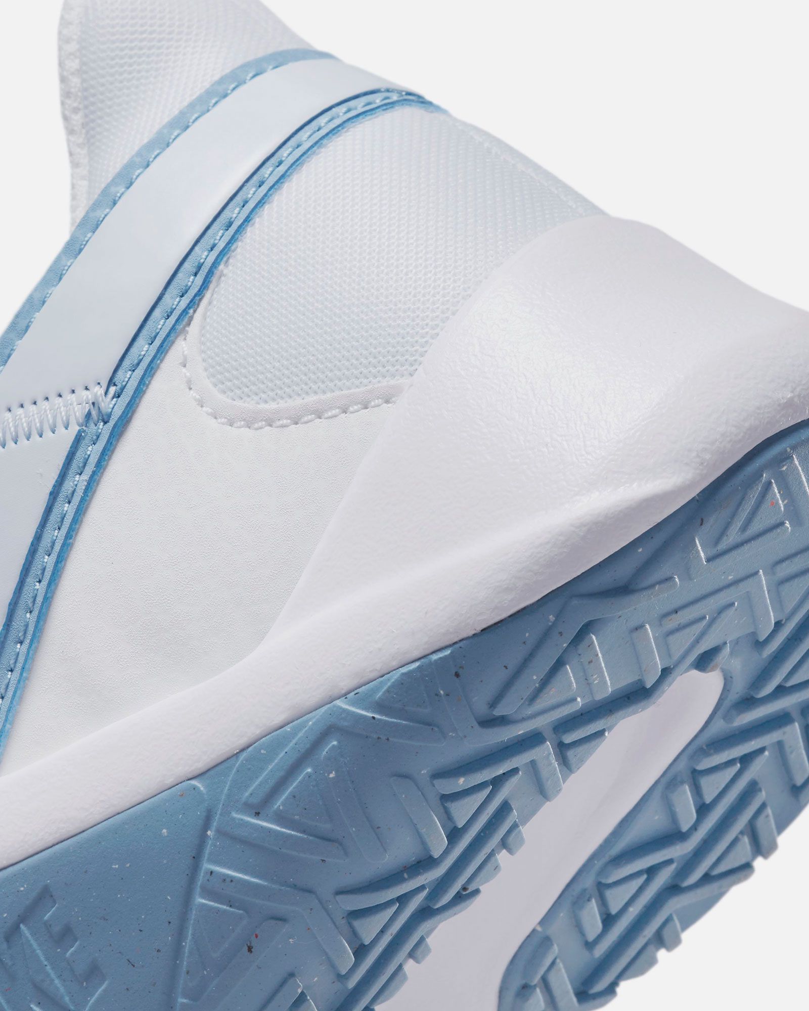 Zapatilla Nike Legend Essential 2 - Fútbol Factory