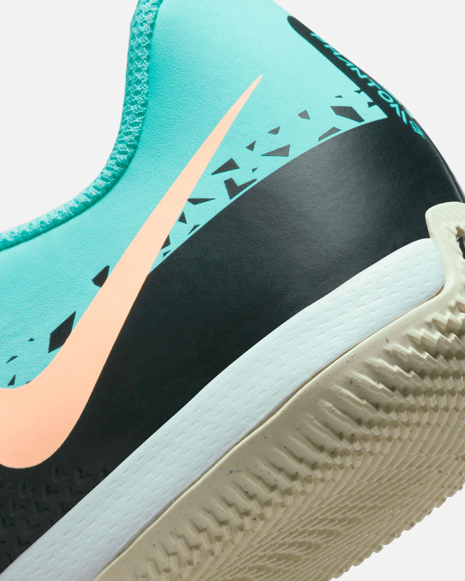 Zapatillas Nike Phantom GT2 Academy IN - Fútbol Factory