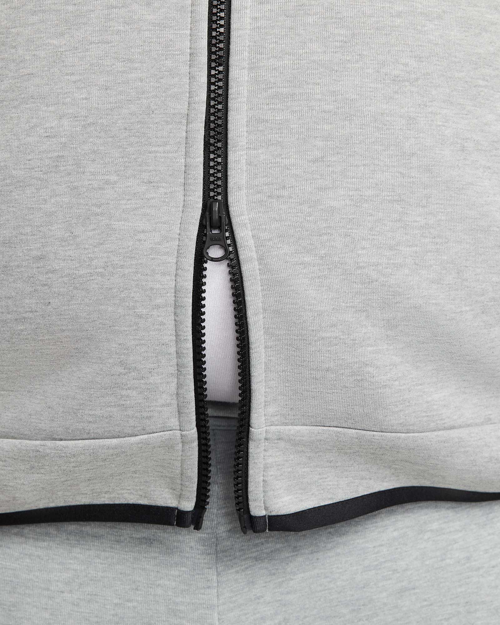 Chaqueta Nike NSW Tech - Fútbol Factory