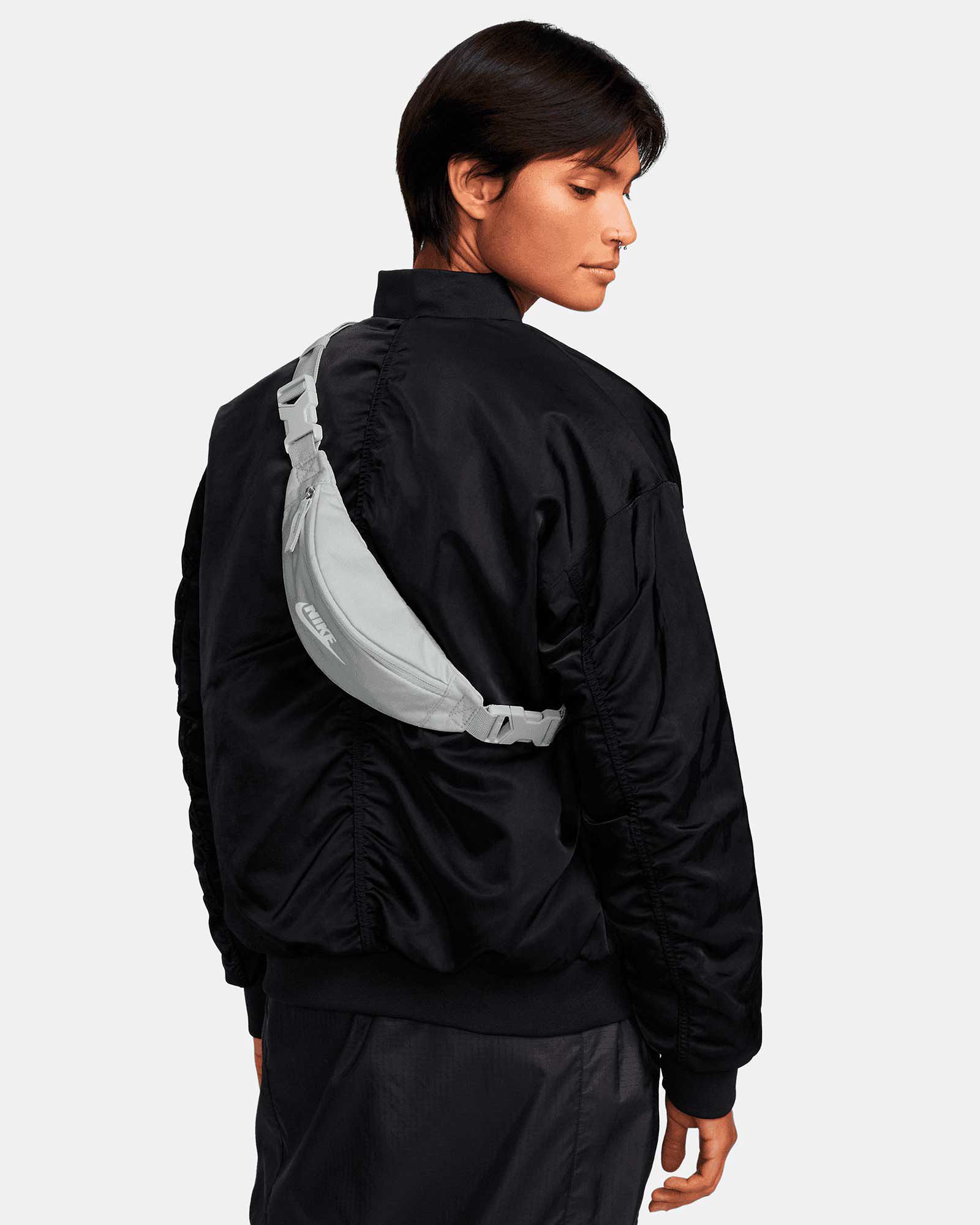 Riñonera Nike Heritage Hip Pack - Fútbol Factory