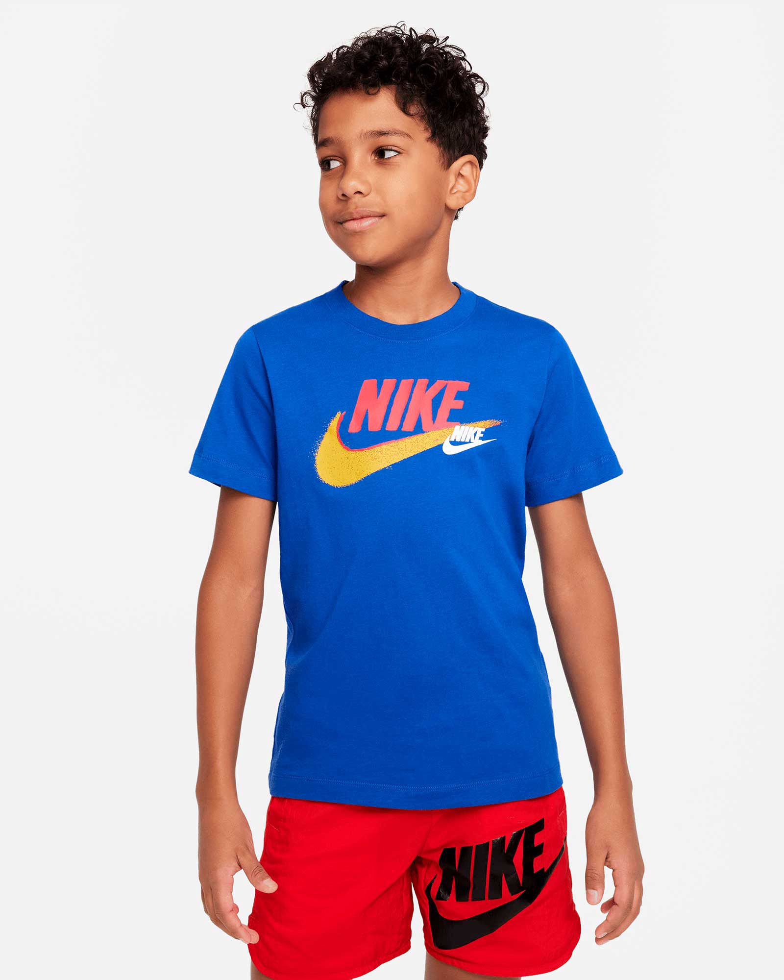 Camiseta Nike Sportswear Standard Issue - Fútbol Factory